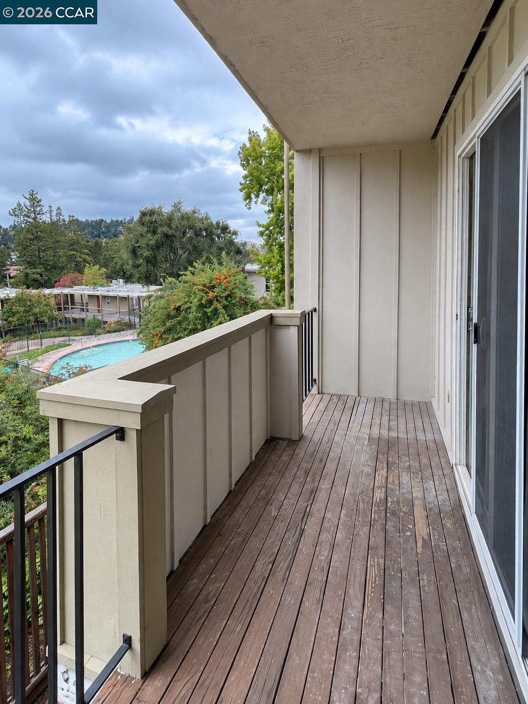 651 Moraga Rd 21 — photo