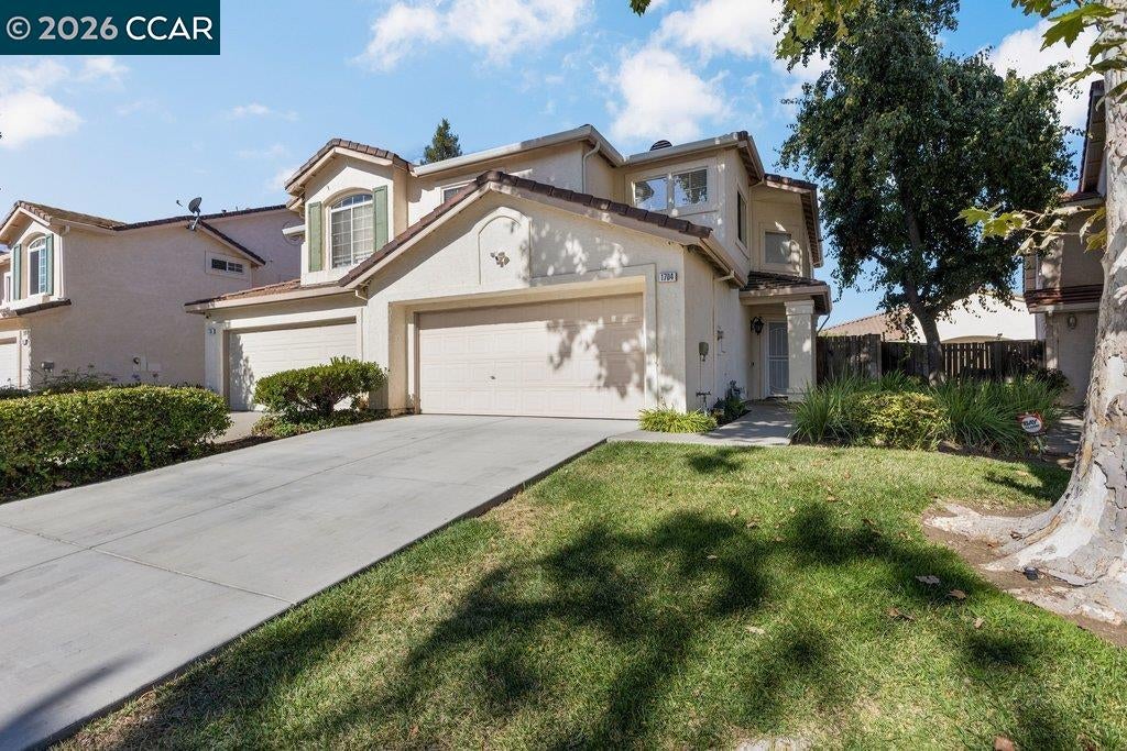1704 Nandina Way — photo