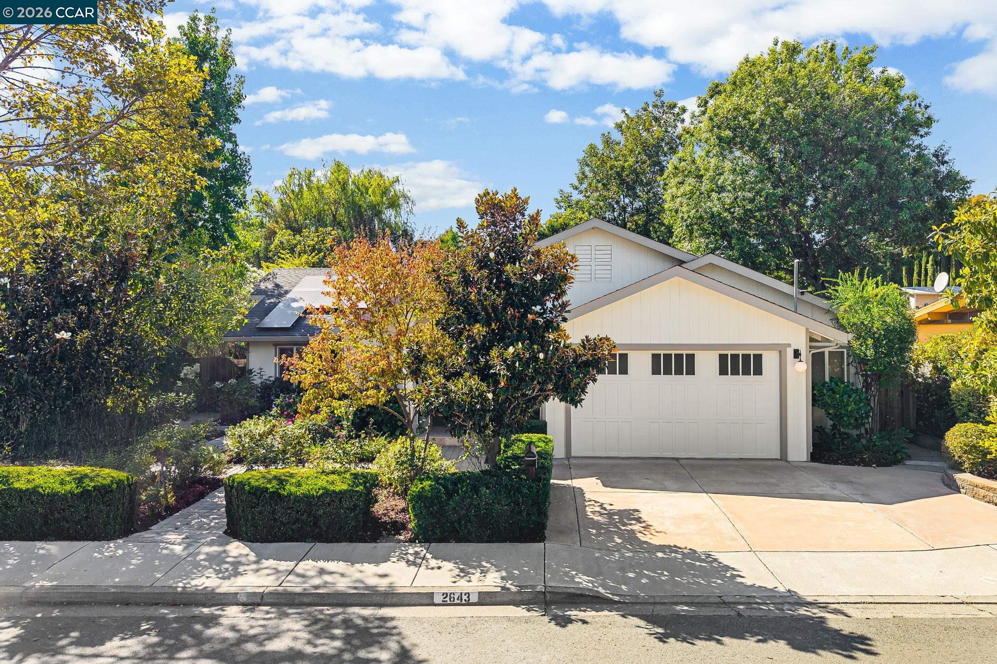 2643 Buena Vista Ave — photo