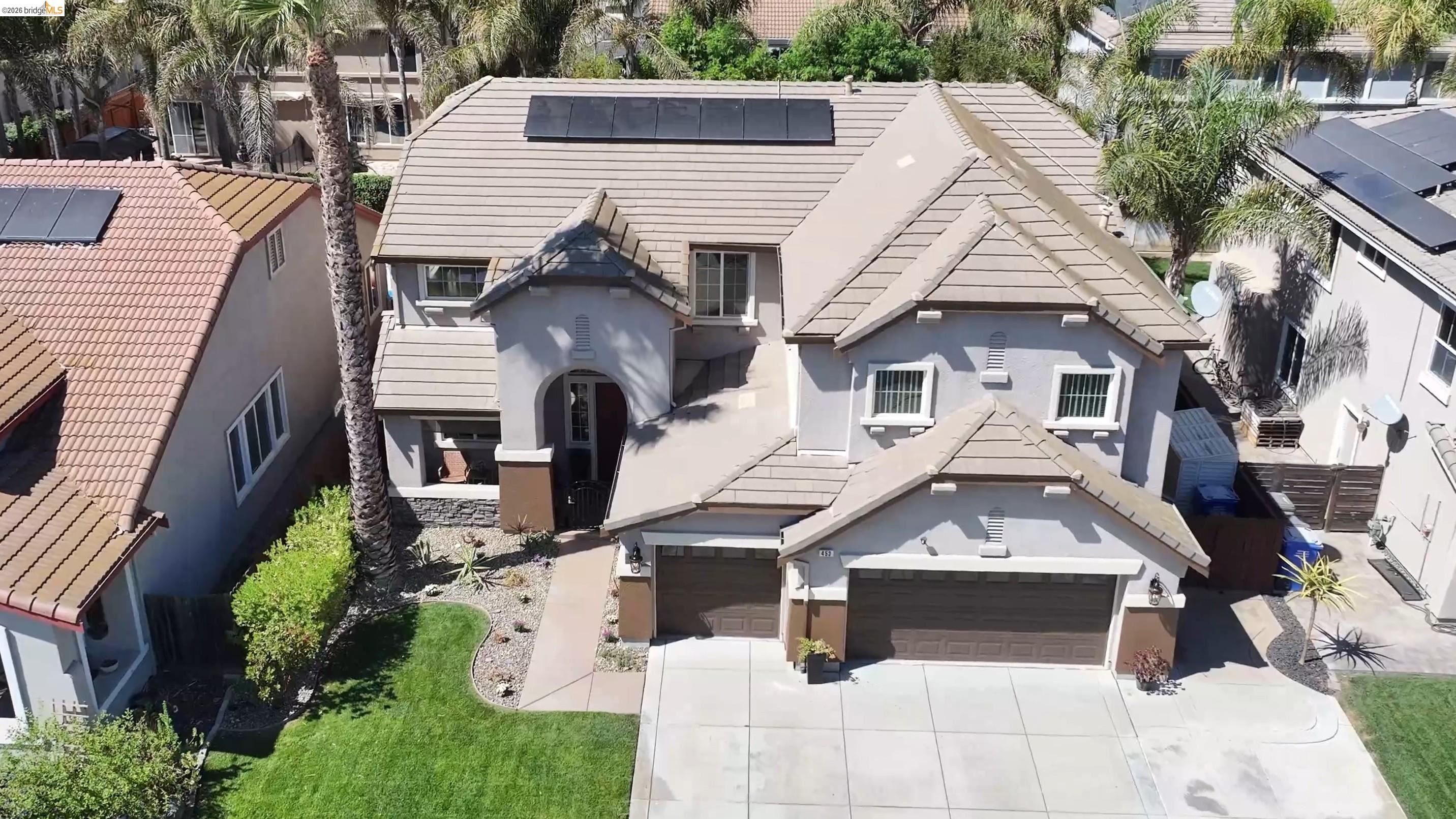 453 Emerson Court — photo
