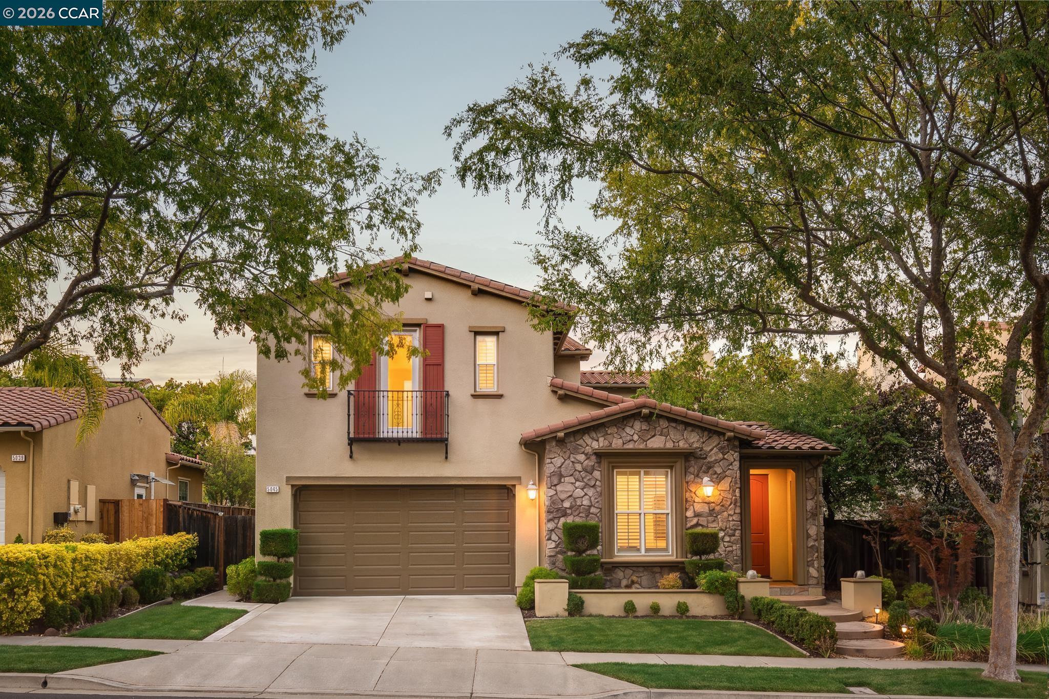 5045 Campion Dr — photo