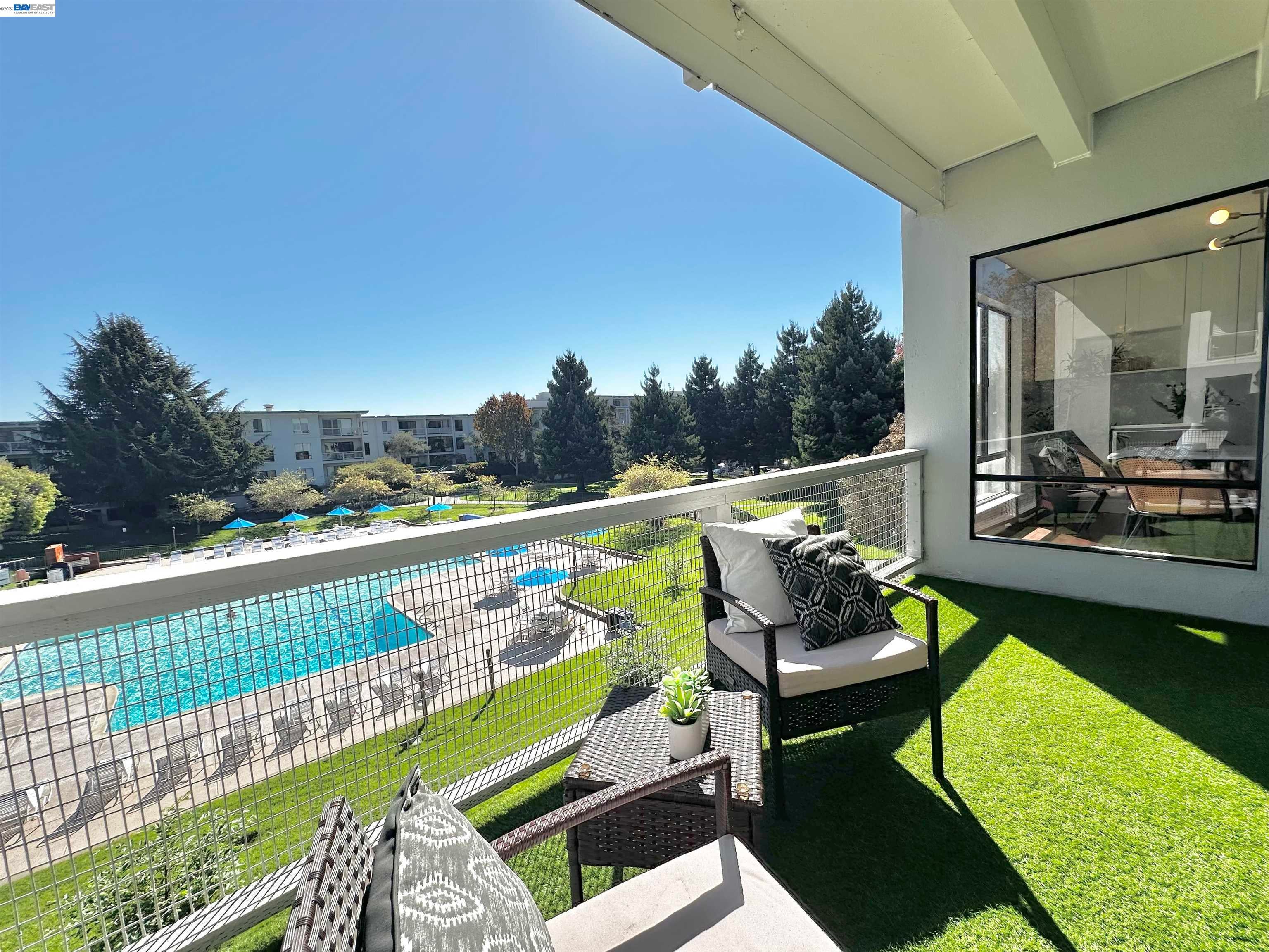 6 Commodore Drive C337 — photo