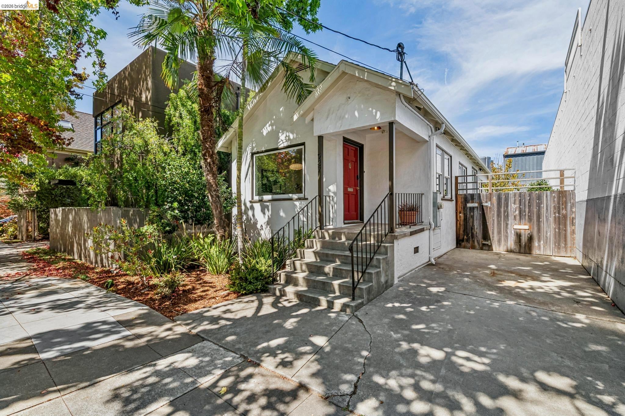 937 Grayson St, Berkeley, CA 94710 — photo 2