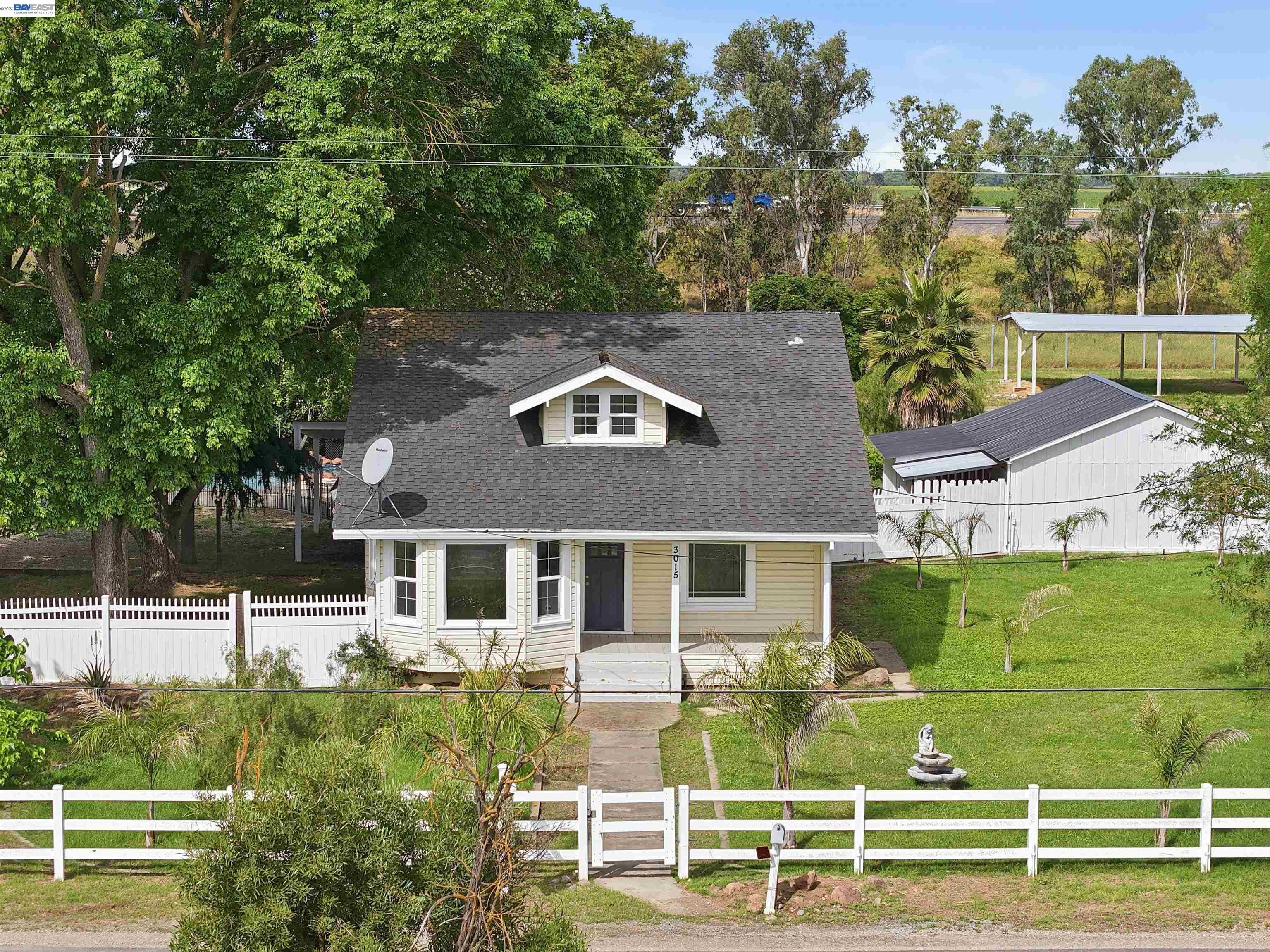 3015 Point Pleasant Rd, Elk Grove, CA 95757 — photo 2