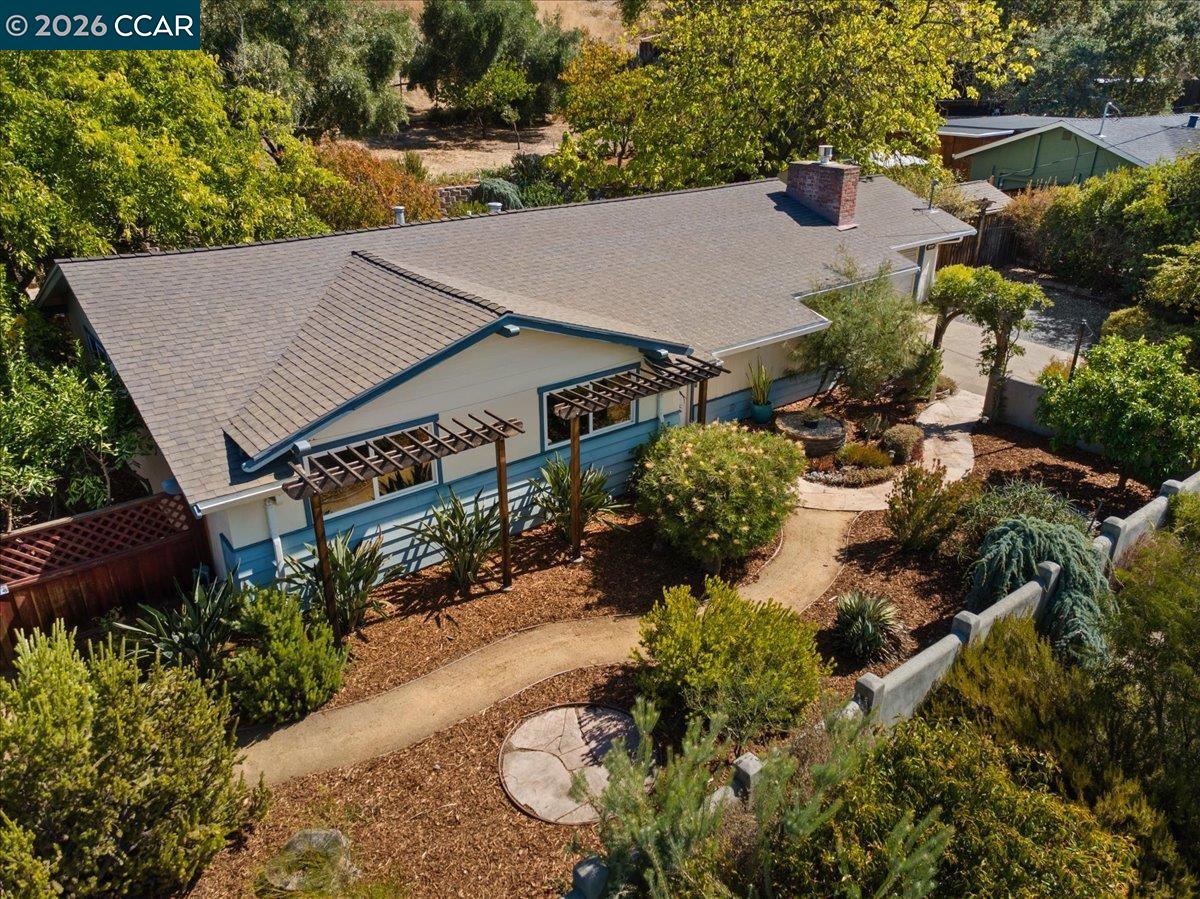 418 Marshall Drive — photo