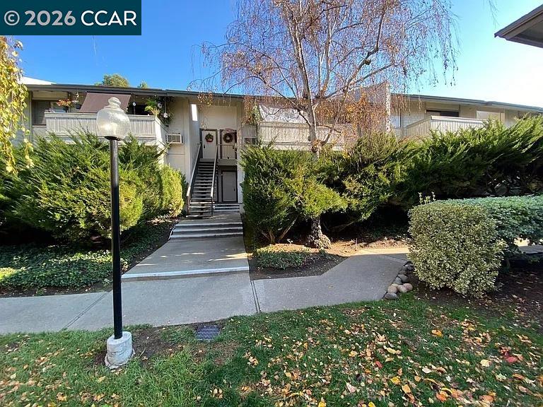 1441 Marchbanks Drive 2 — photo