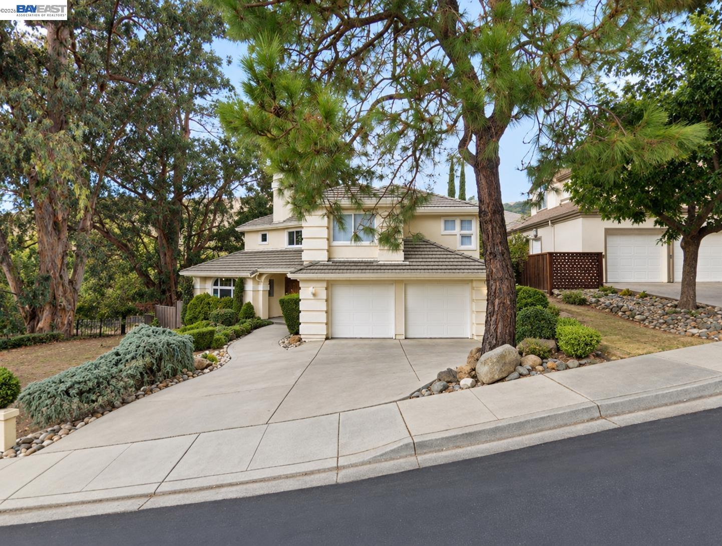 1002 Canyon Creek Ter. — photo