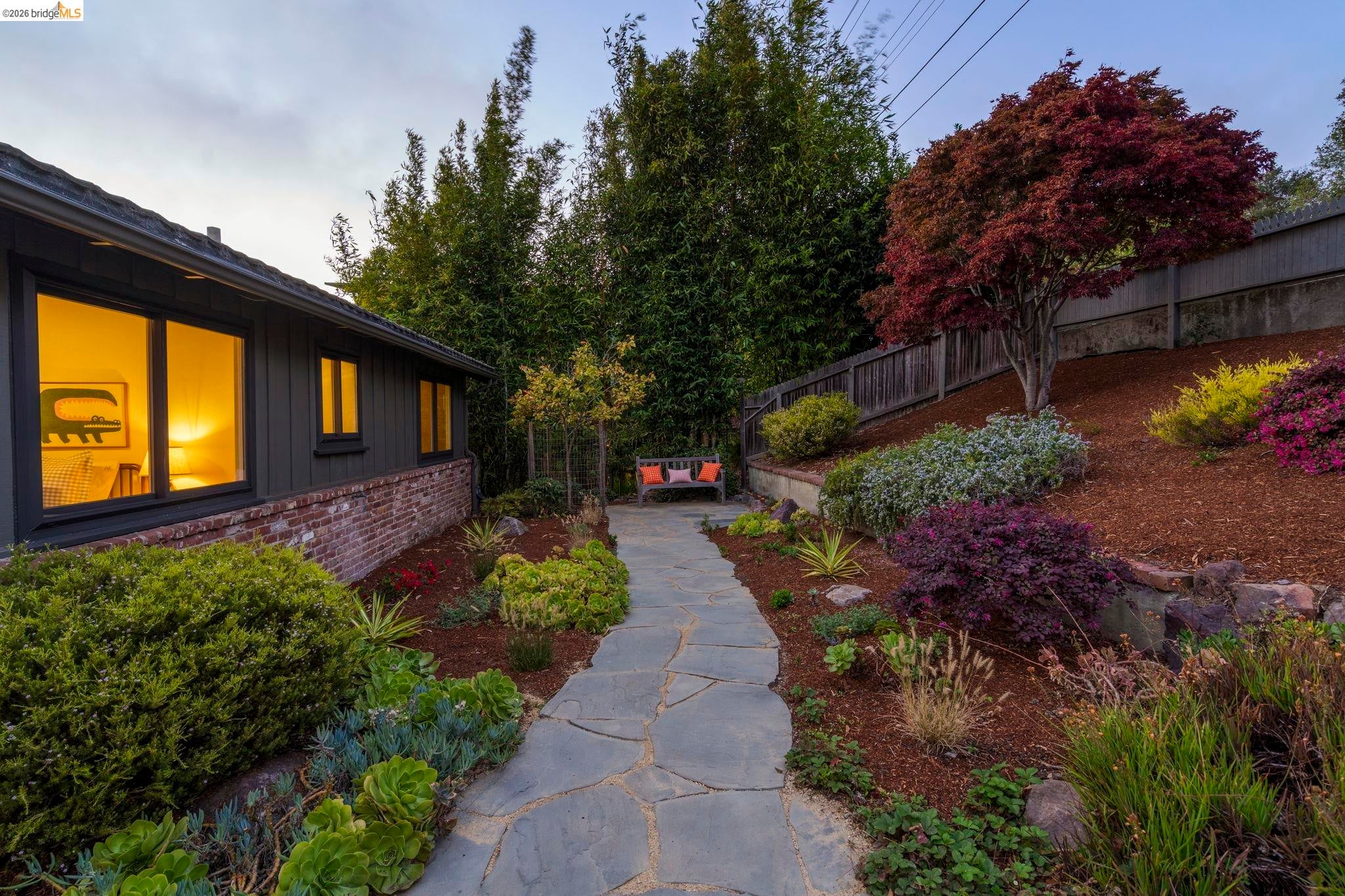 1009 Havens Pl — photo