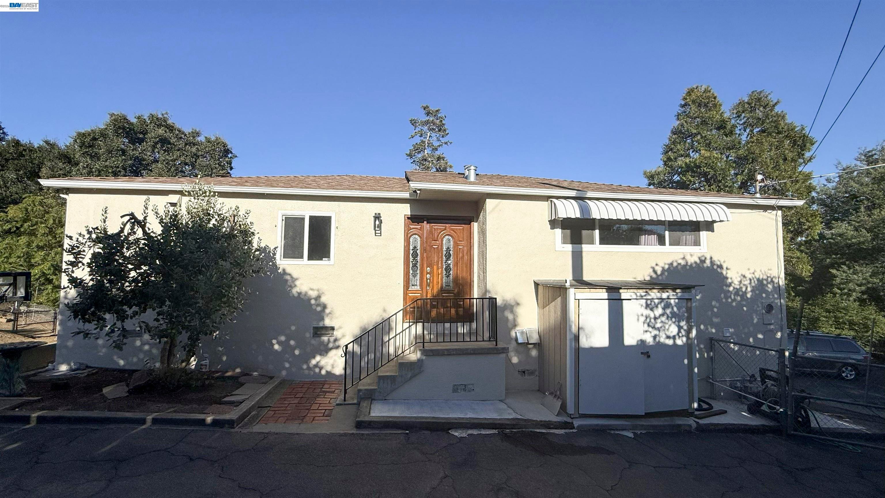 3682 Seven Hills Road B — photo