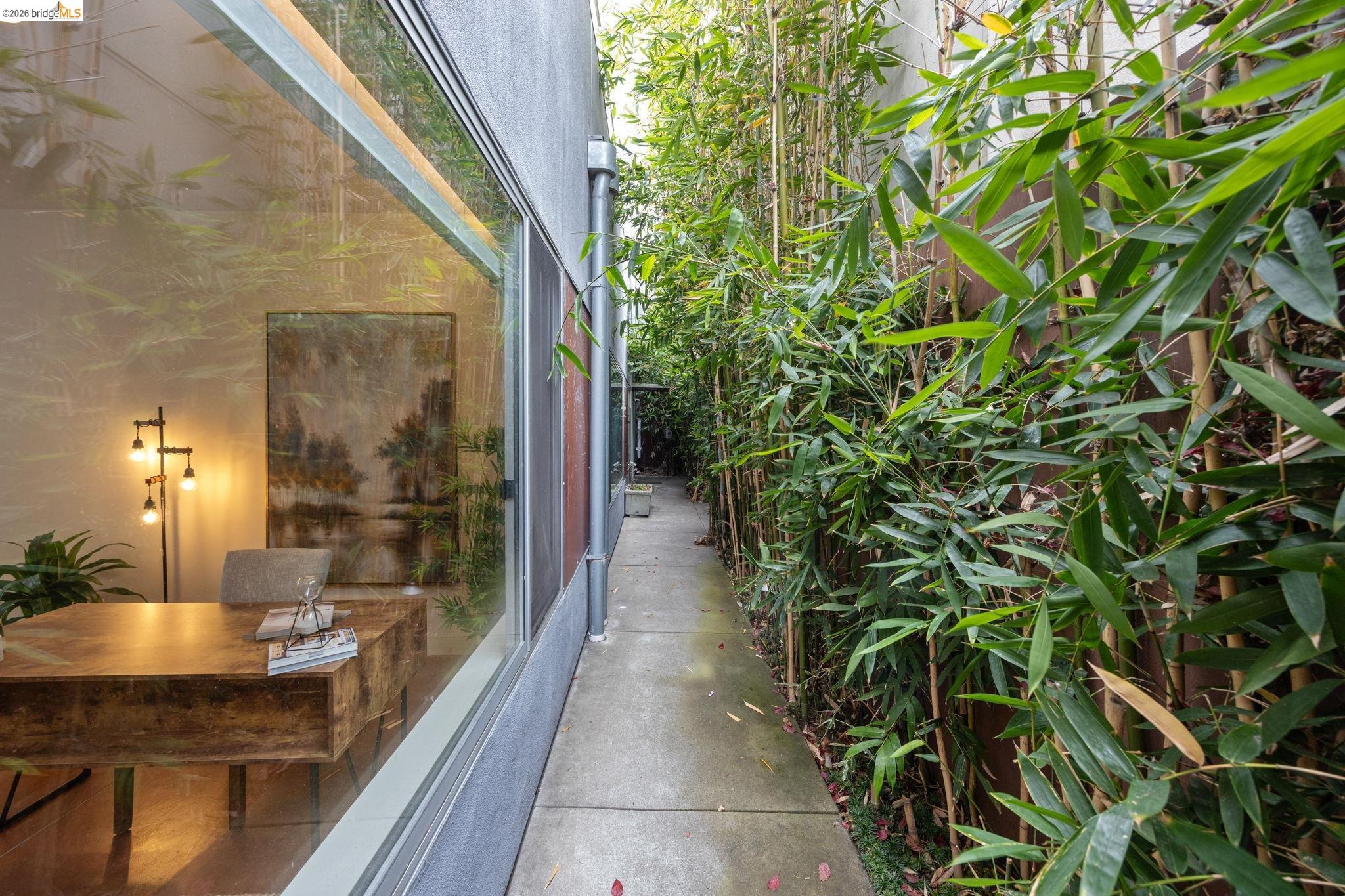 2709 10Th St #D, Berkeley, CA 94710 — photo 2