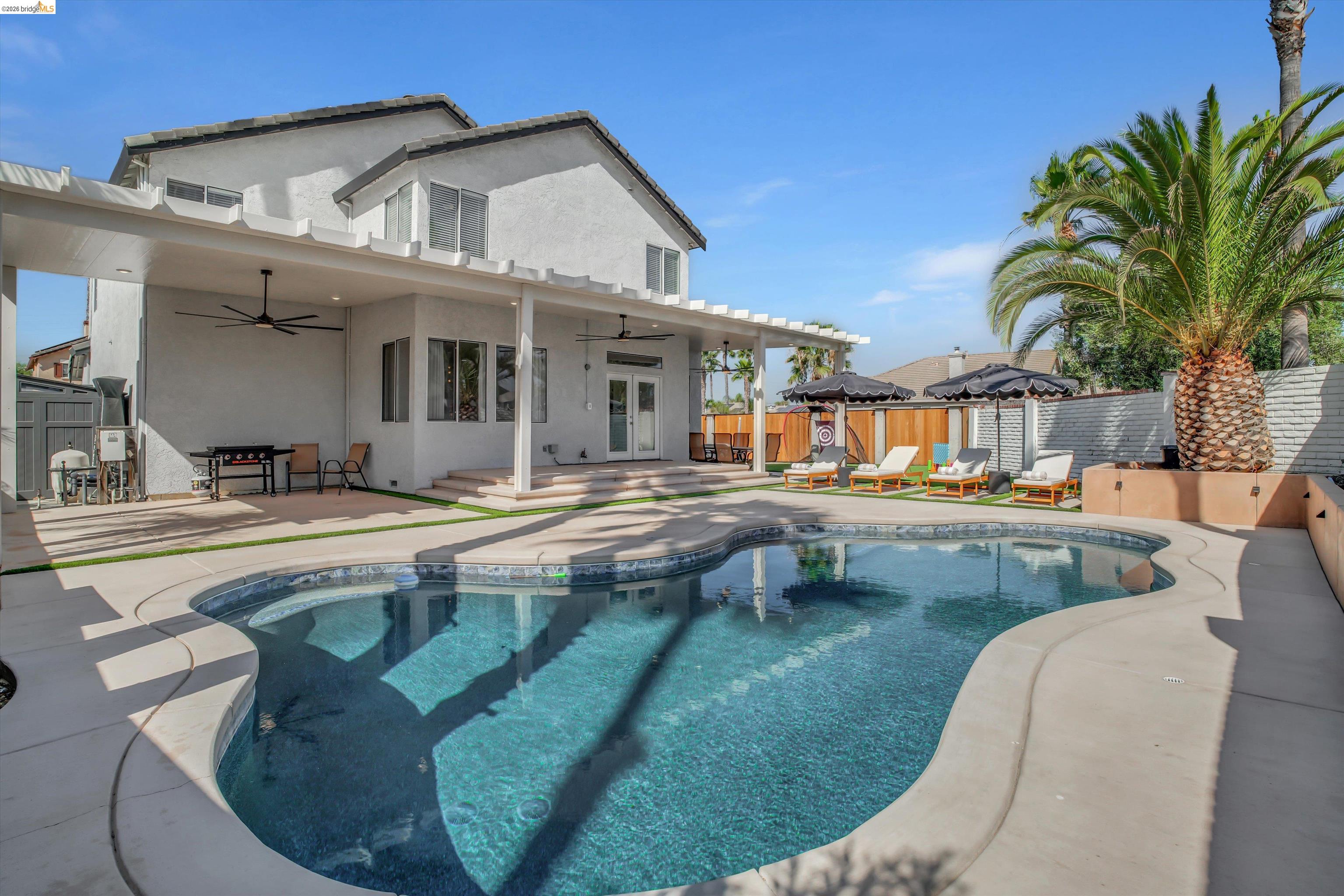 2331 Newport Pl — photo
