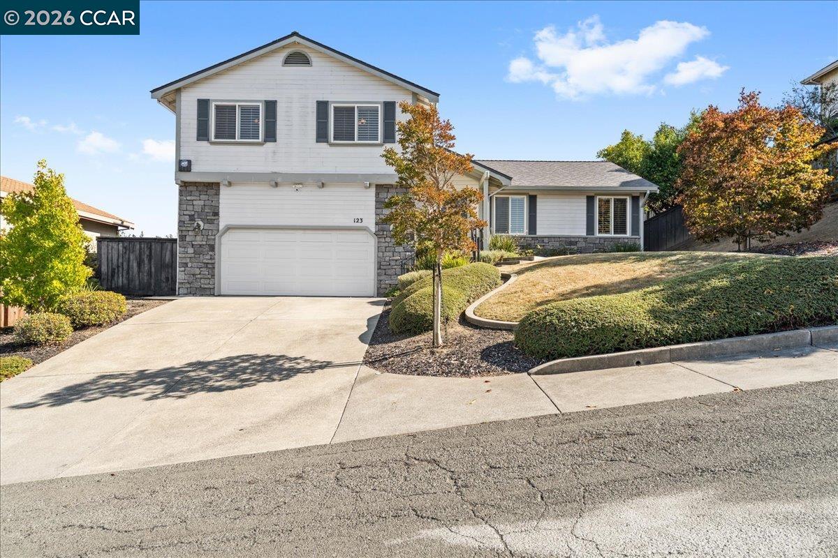 123 Michele Ct — photo