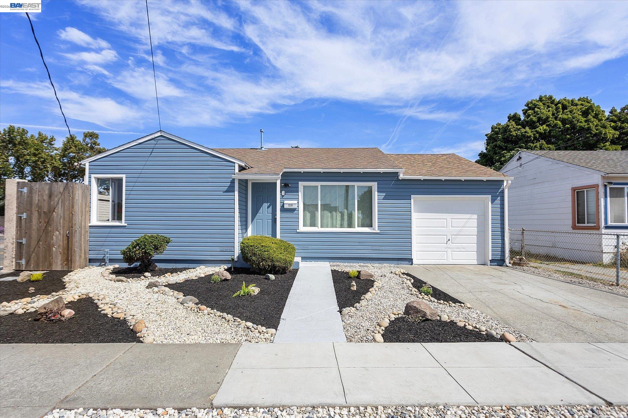 1220 Gilmore Dr — photo