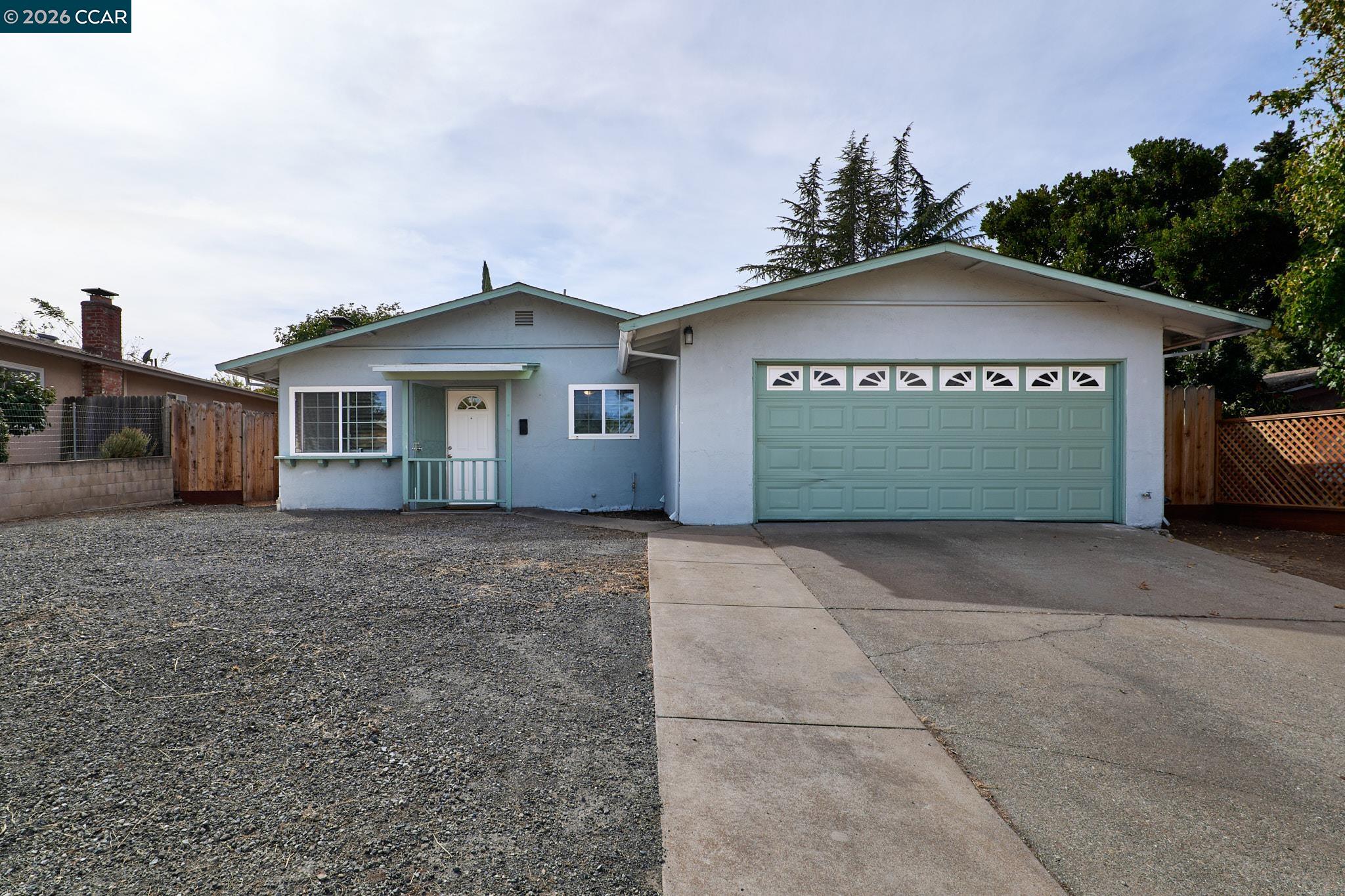 31 Riverside Ct, Bay Point, CA 94565
