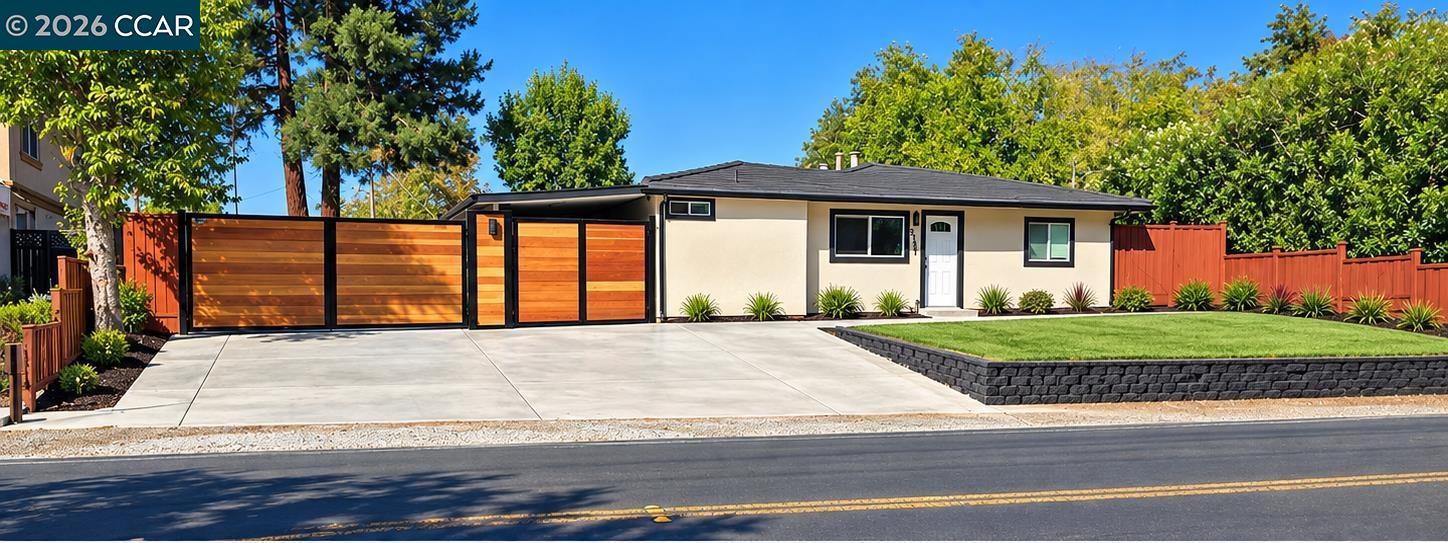 3121 Cowell Rd, Concord, CA 94518 — photo 2