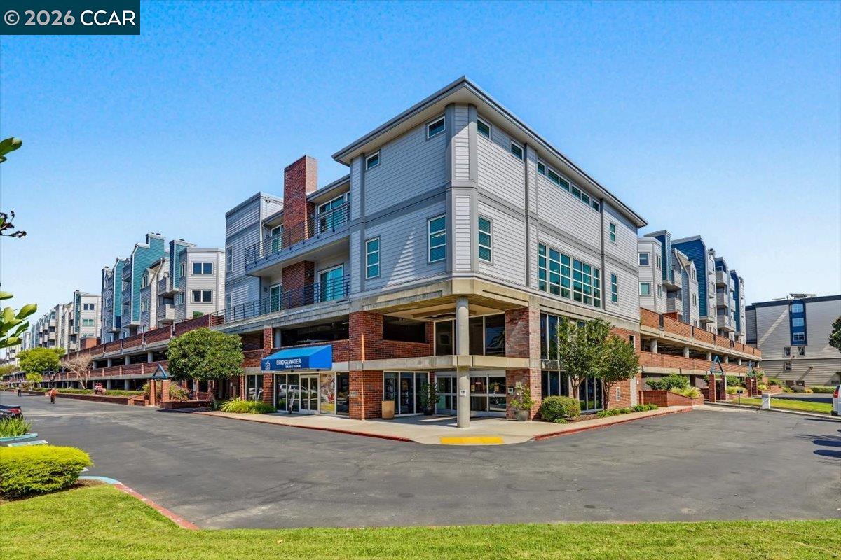 6400 Christie Ave 2221 — photo