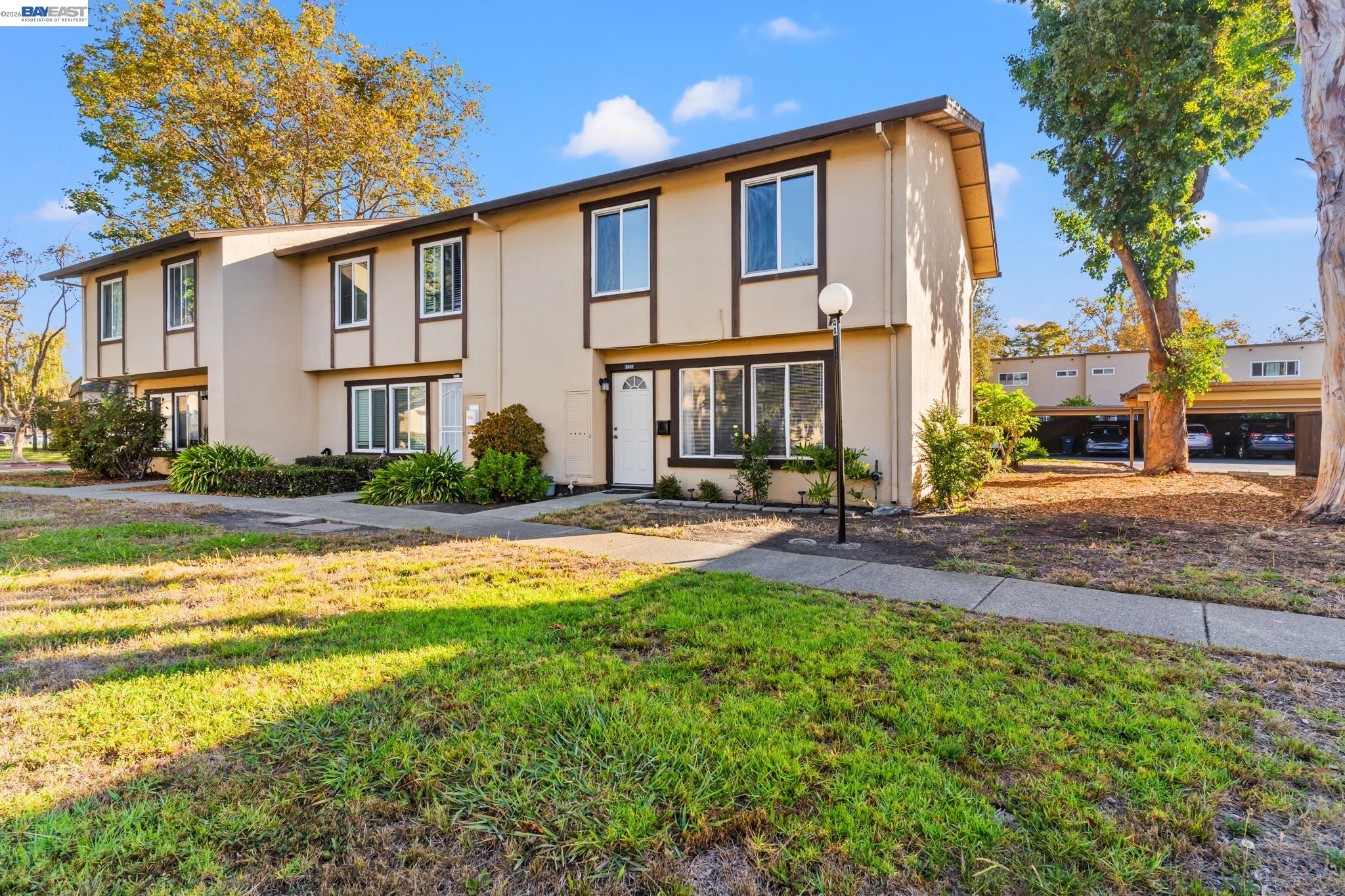 2456 Oliver Dr — photo
