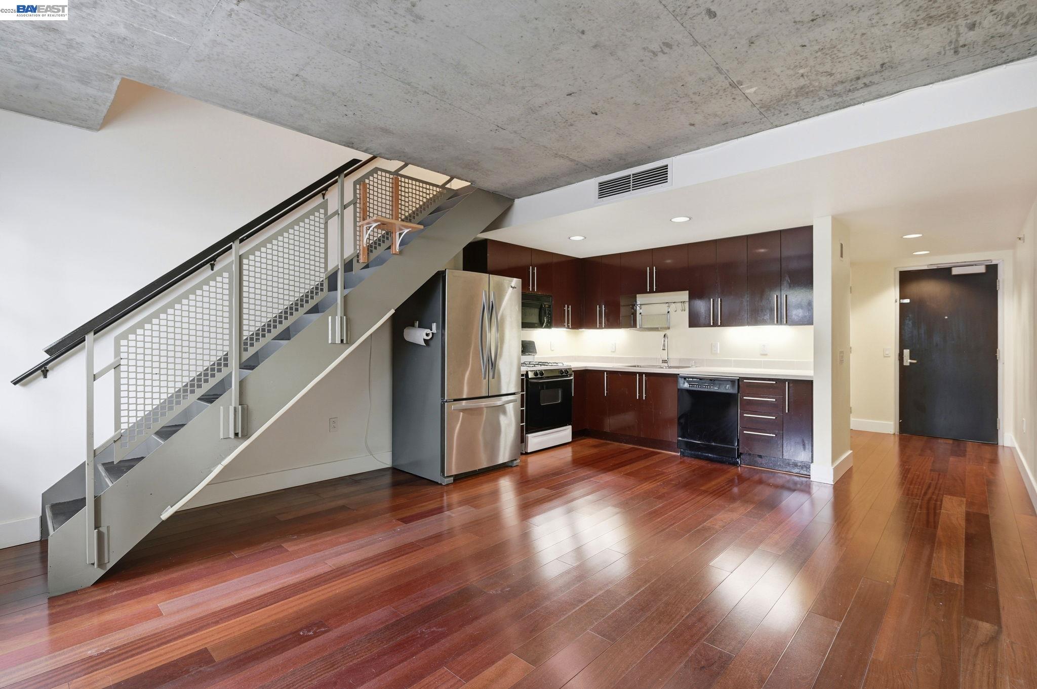 200 Brannan St 114 — photo