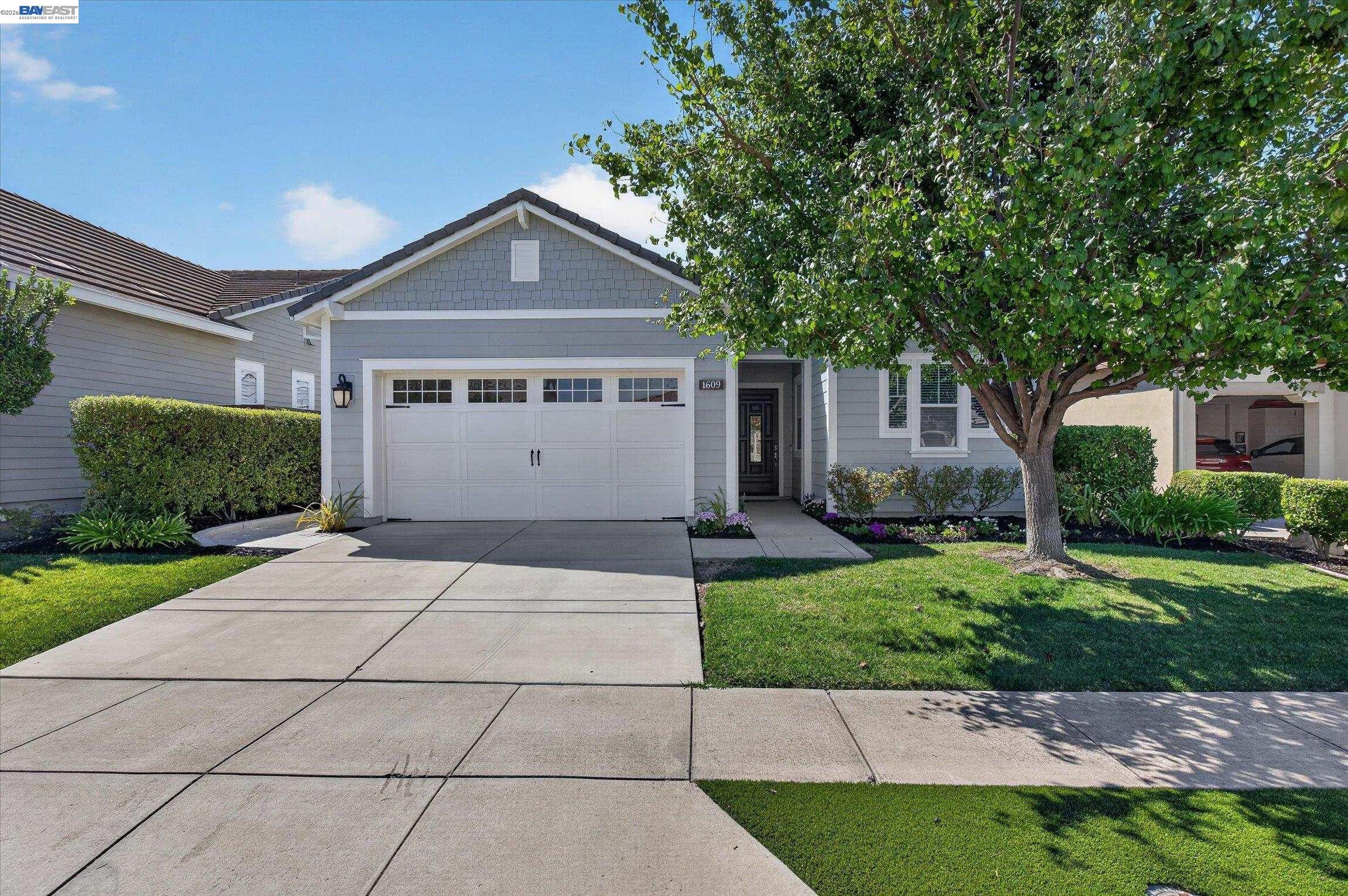 1609 Zinfandel Dr — photo