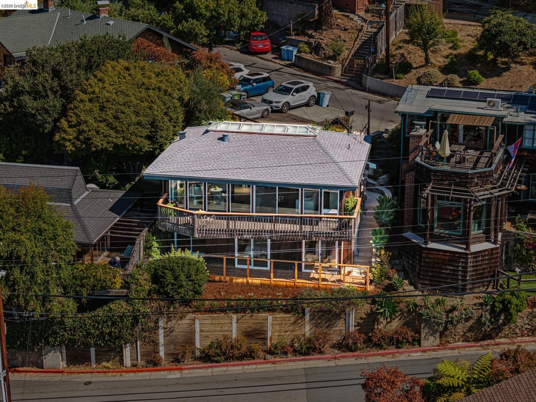 65 Panoramic Way — photo