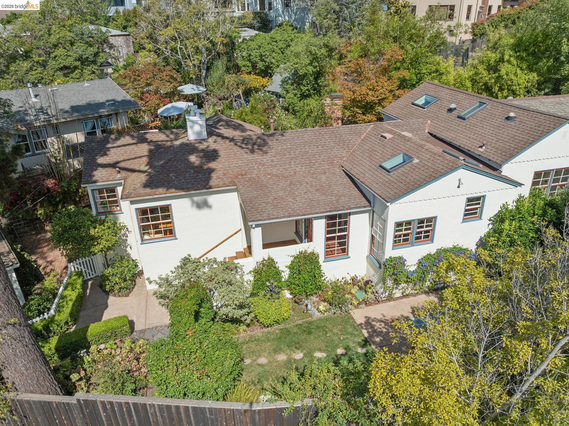 929 Contra Costa Ave — photo