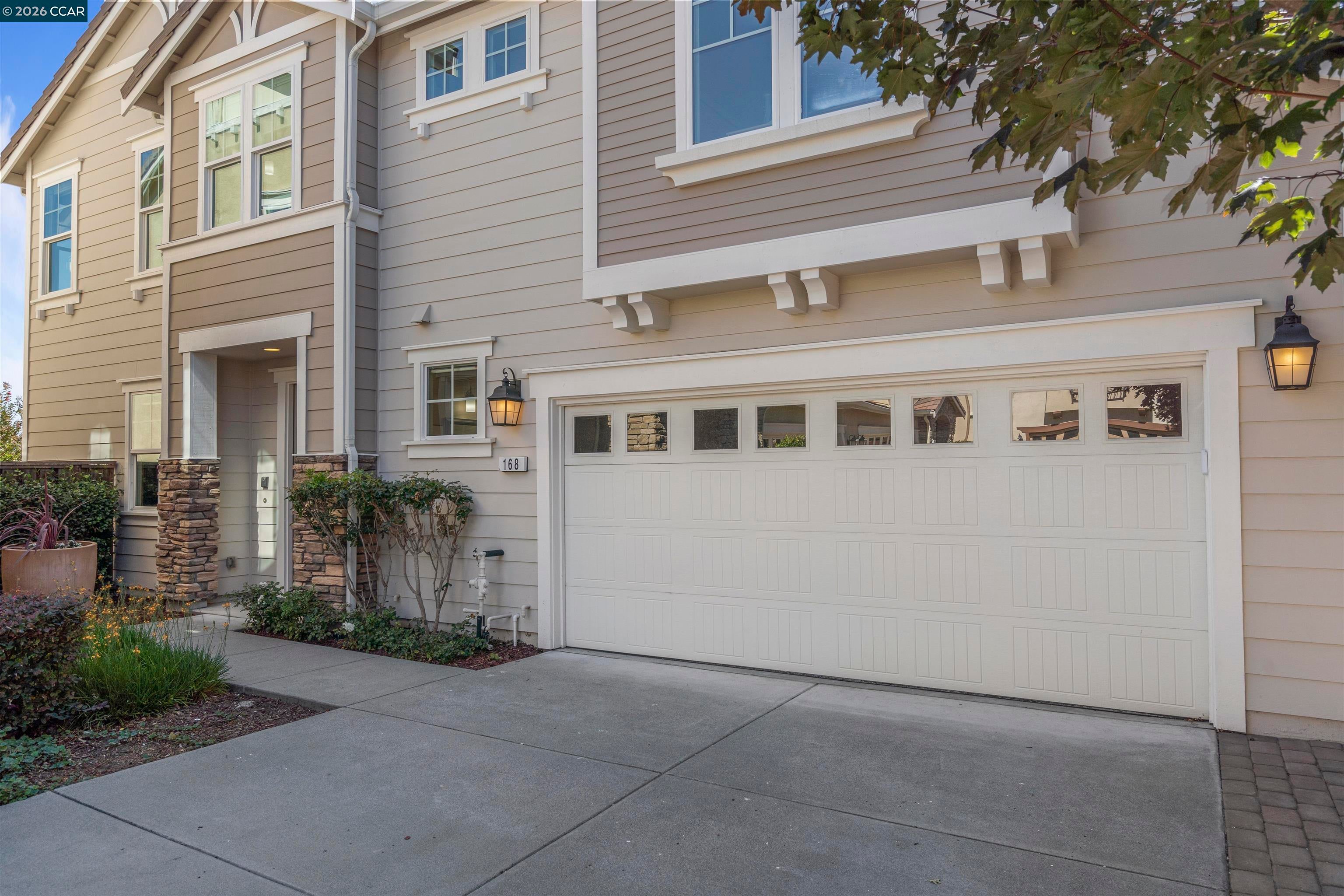 Home in Danville, CA 94526 — photo 2