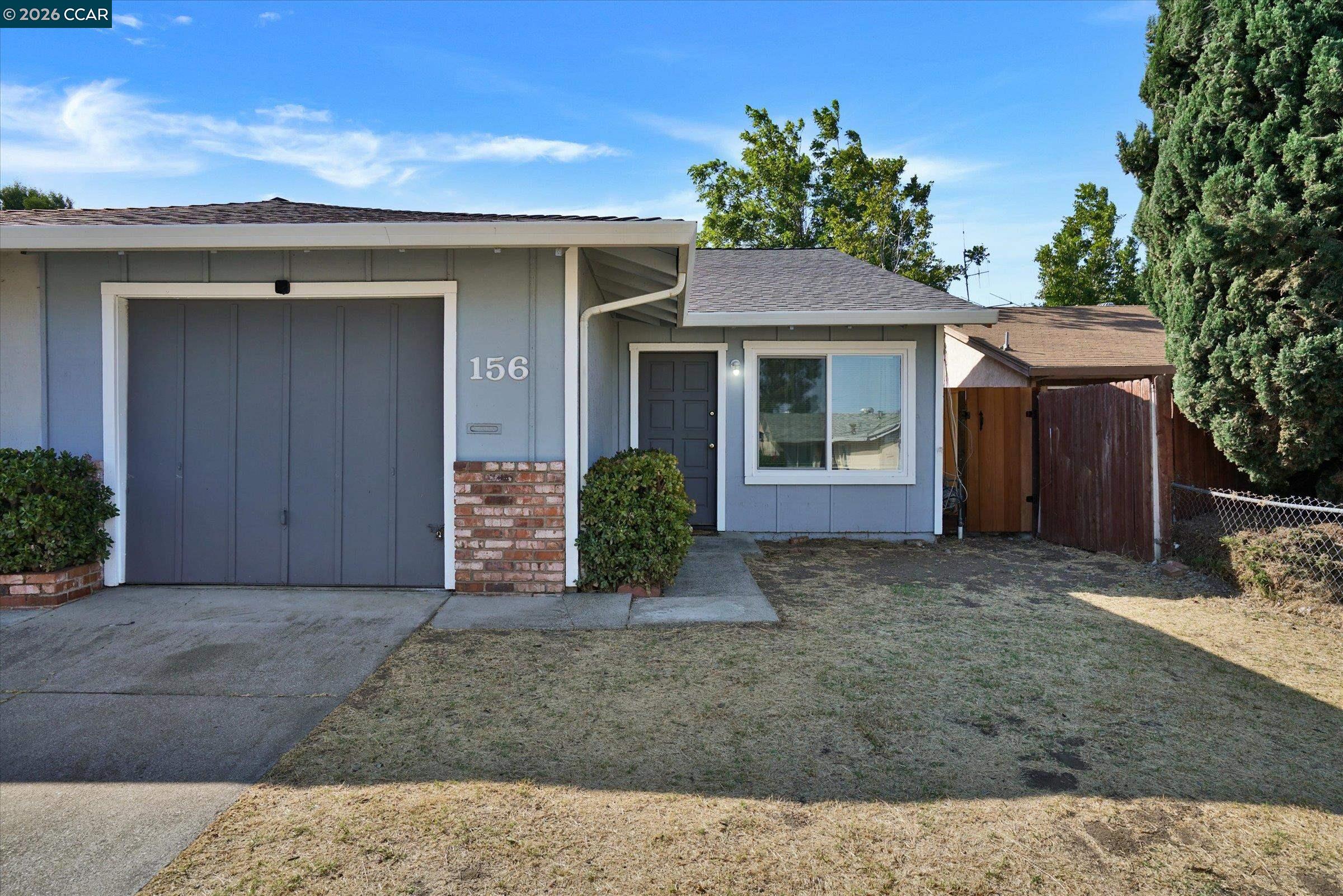 156 E Trident Dr, Pittsburg, CA 94565 — photo 2