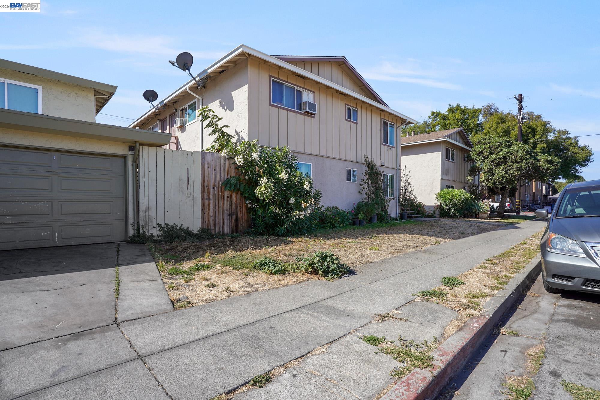 3410 Rolison Rd, Redwood City, CA 94063 — photo 2