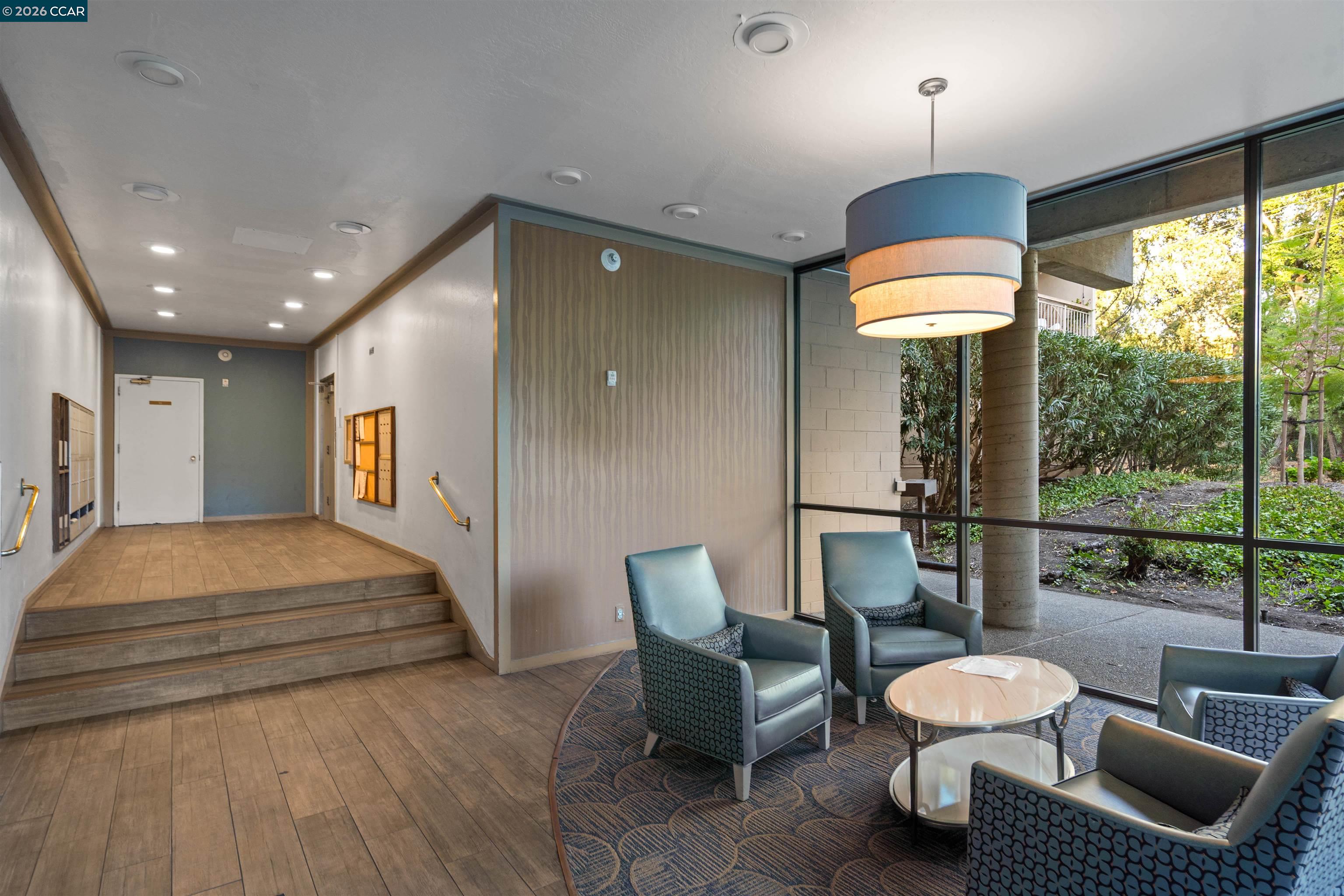 460 N Civic Dr 208 — photo