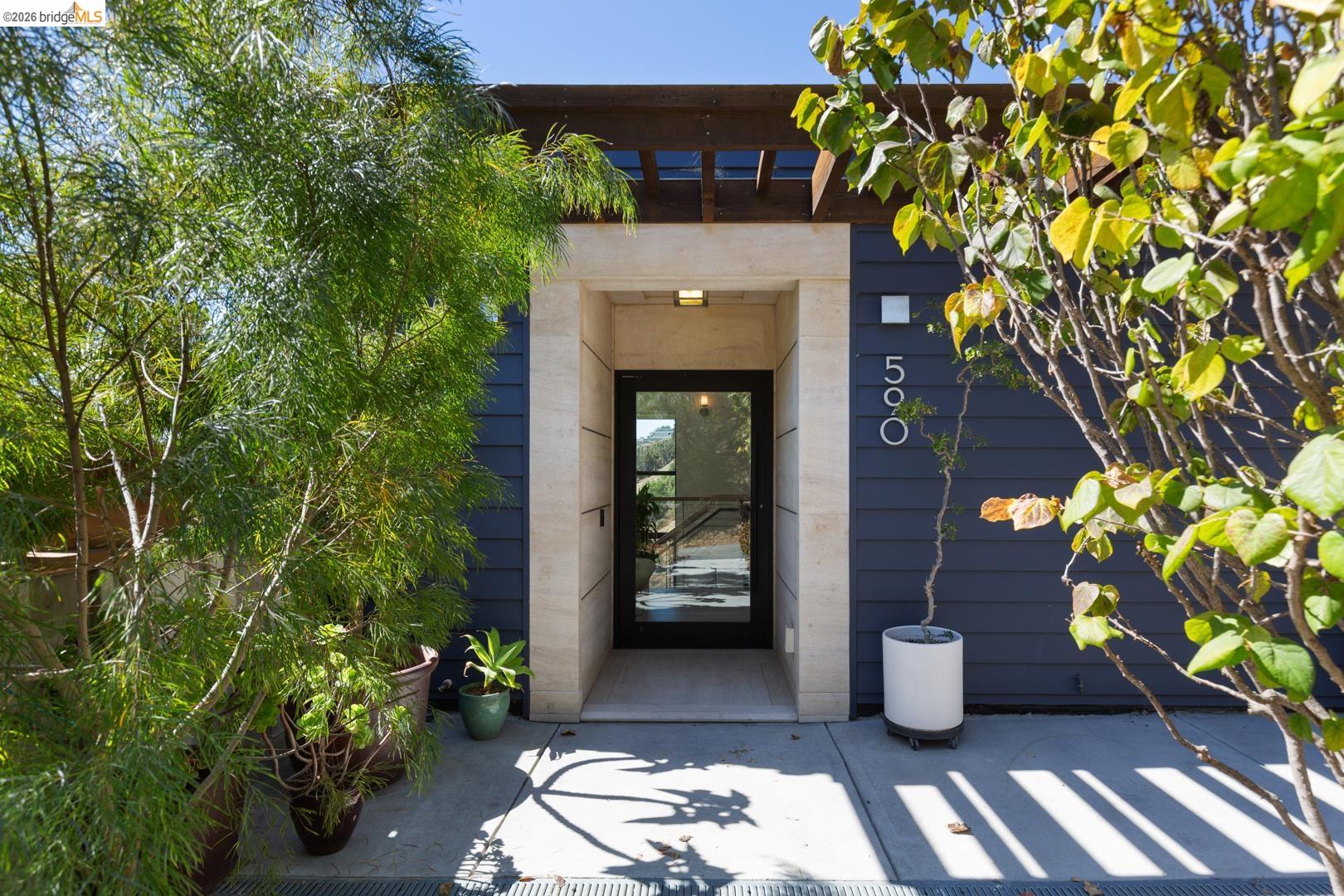590 Gravatt Dr, Berkeley, CA 94705 — photo 2