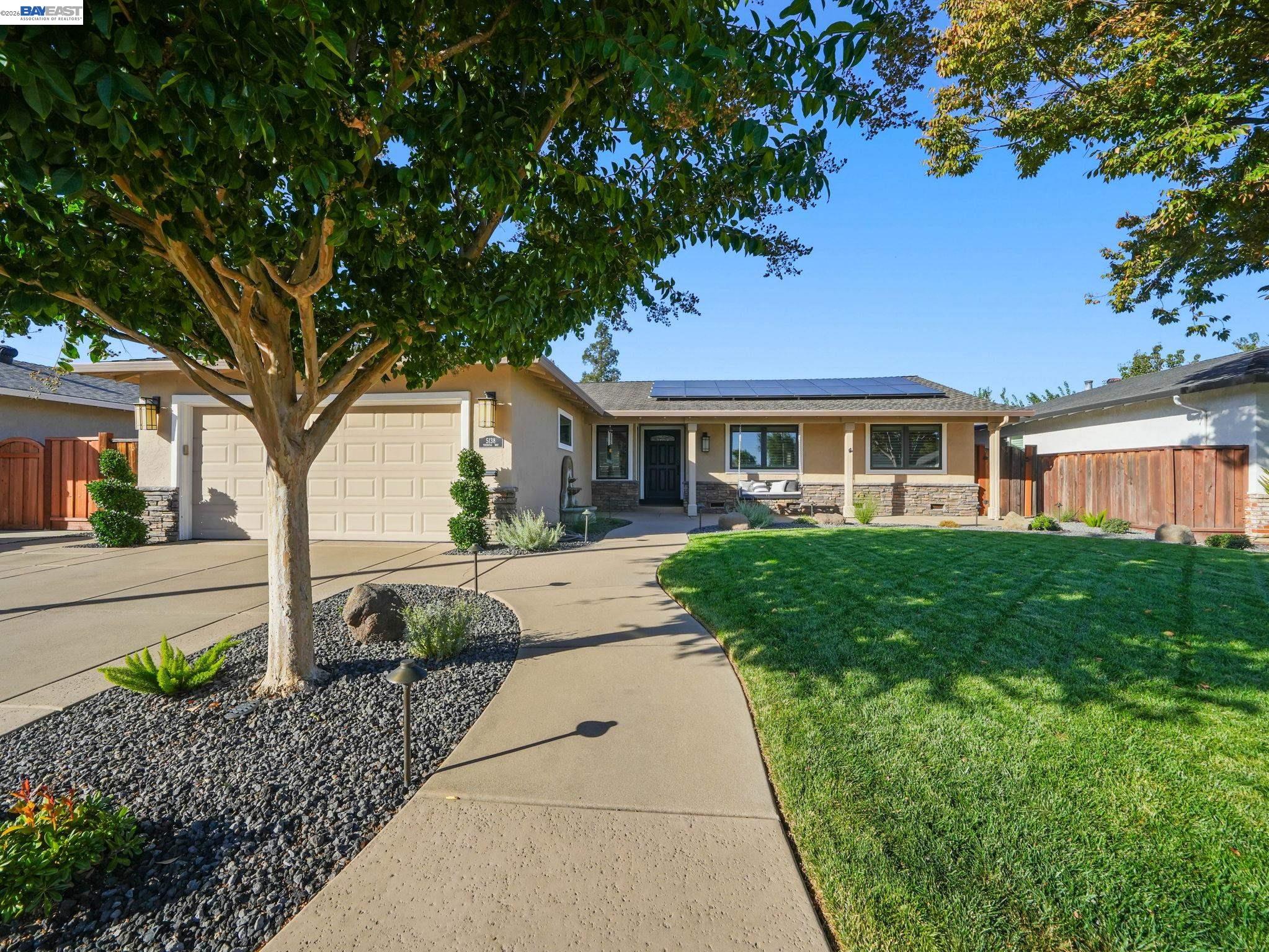 5138 Theresa Way — photo