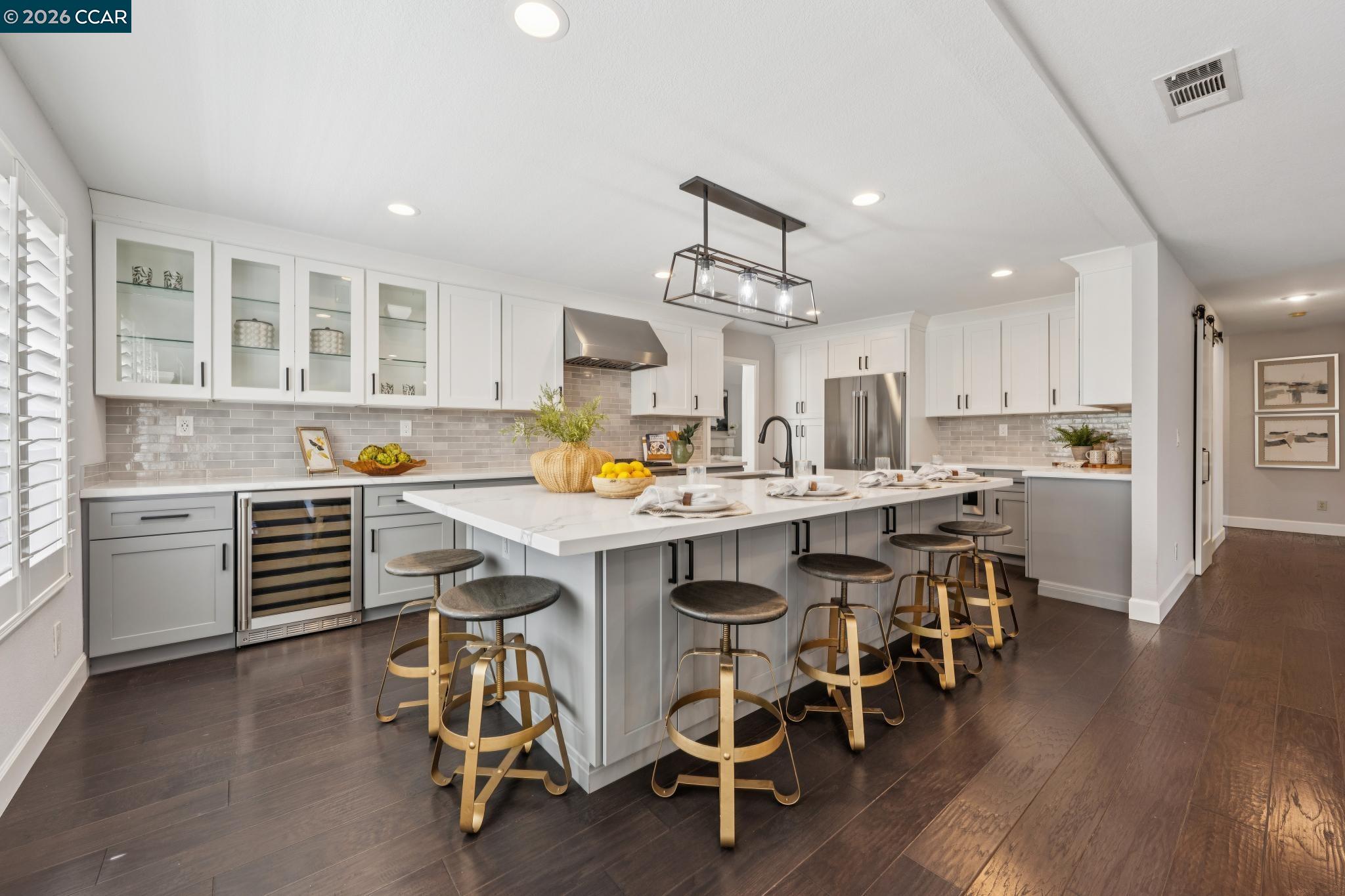 732 Trent Terrace — photo