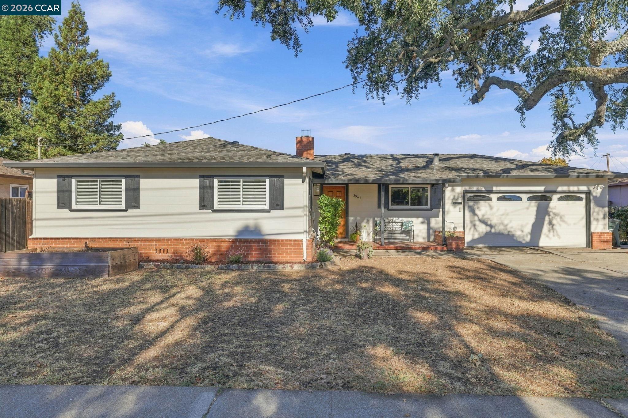3961 Mulberry Drive — photo