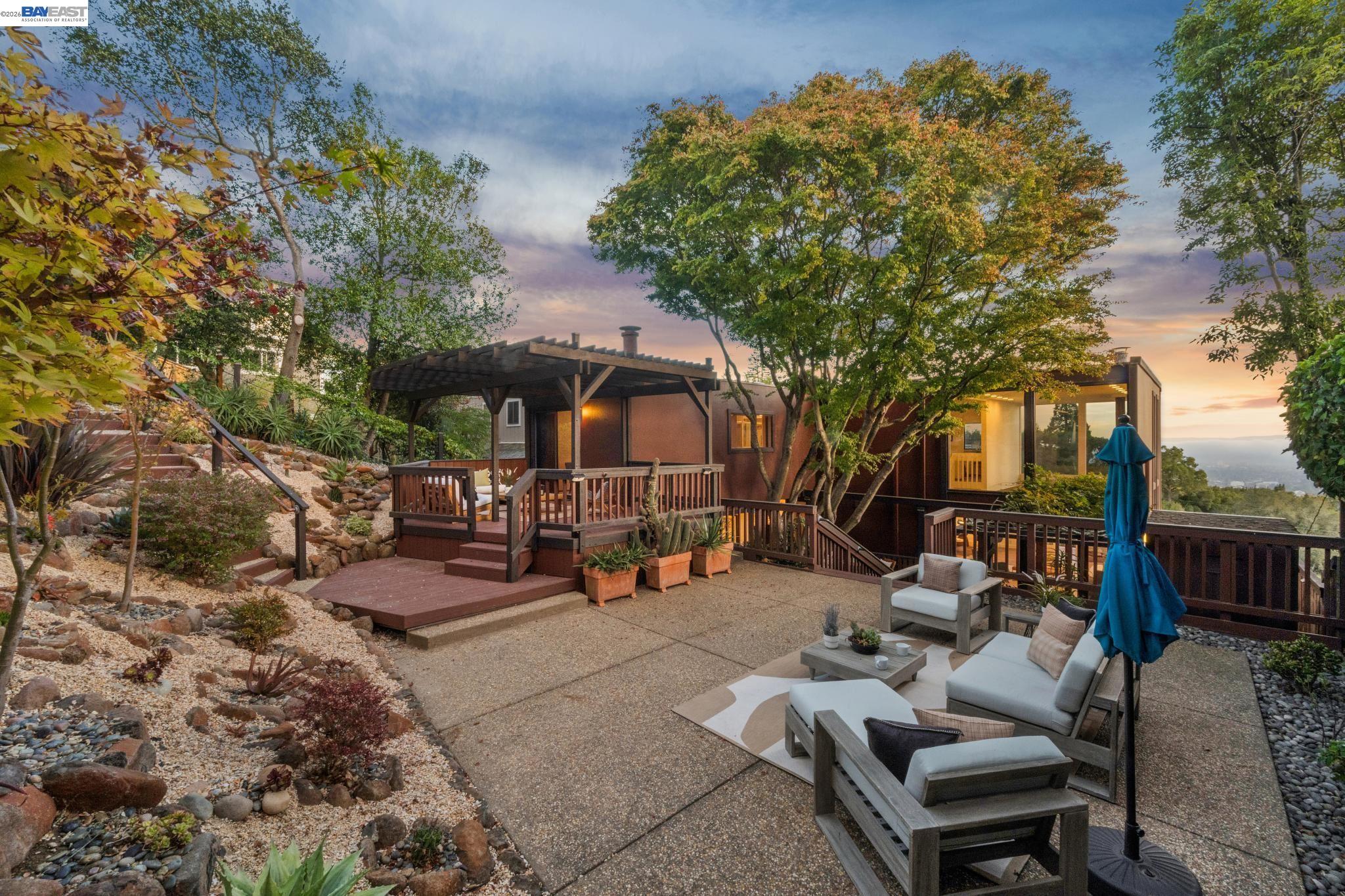 1085 Sterling Ave, Berkeley, CA 94708 — photo 3