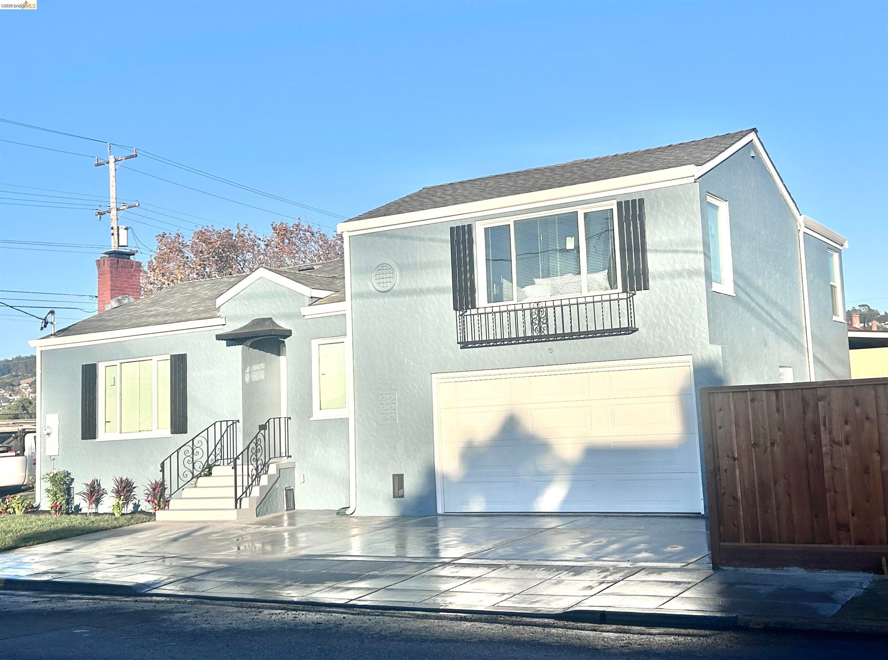 4102 Roosevelt Ave — photo