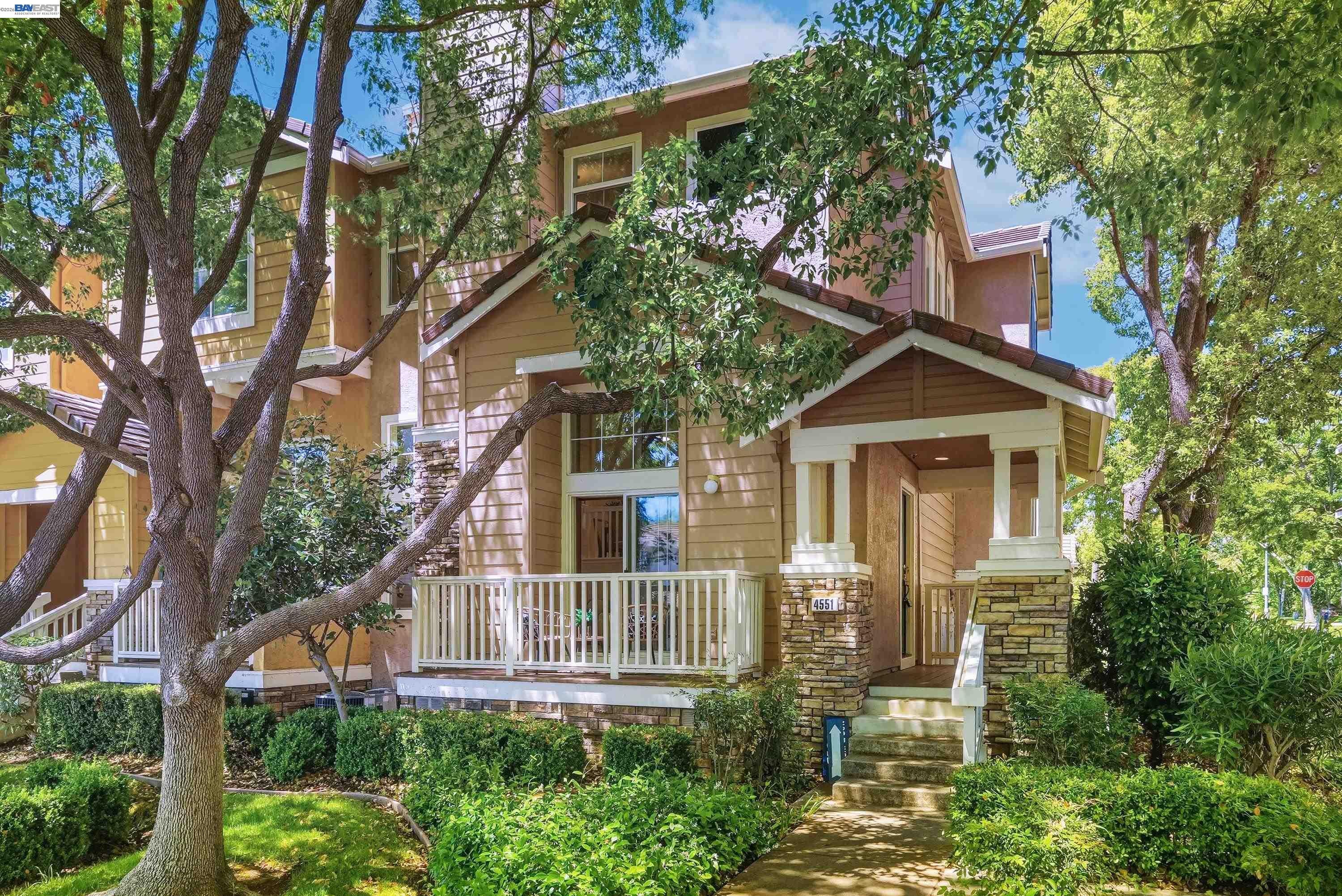 4551 Mangrove Dr 18 — photo