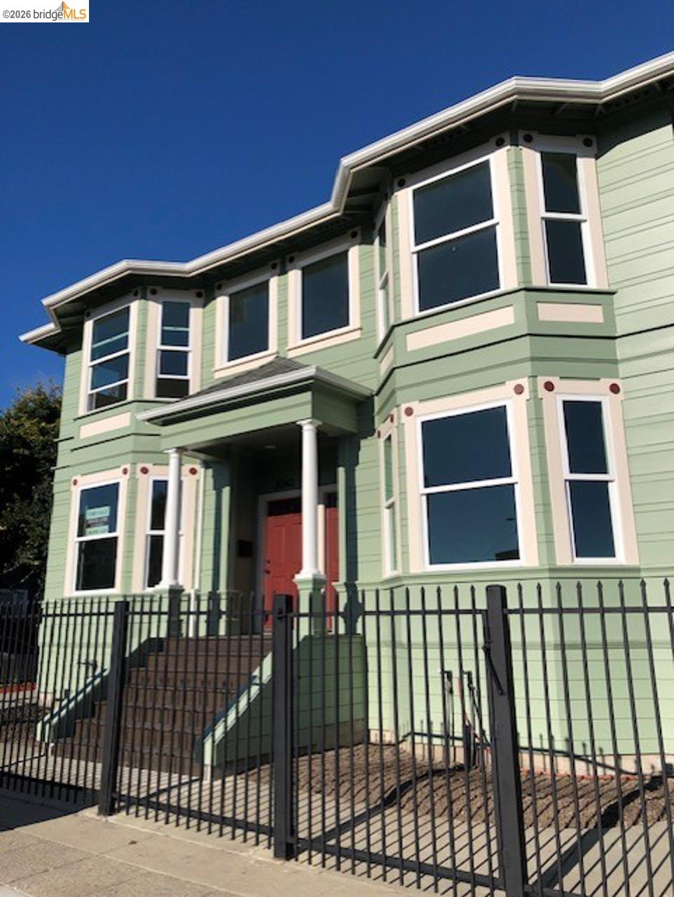 3042 Martin Luther King Way — photo