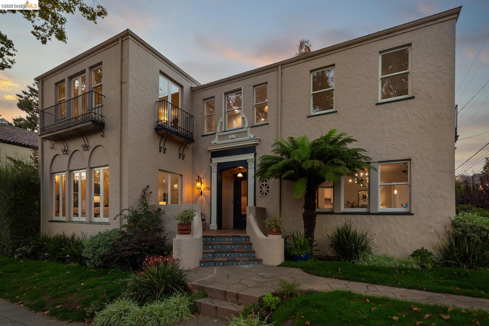 2747 Forest Ave, Berkeley, CA 94705 — photo 2