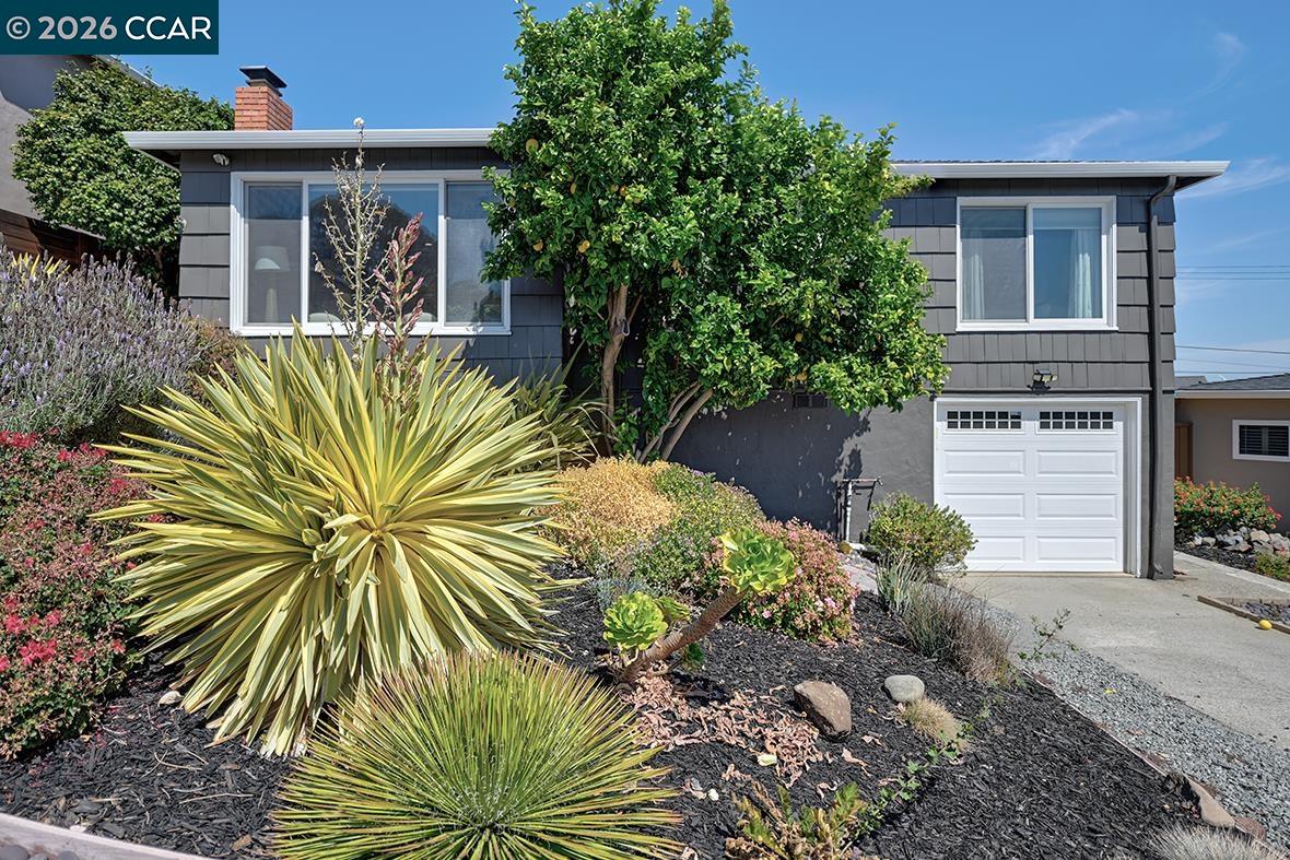 628 Pepper Drive — photo