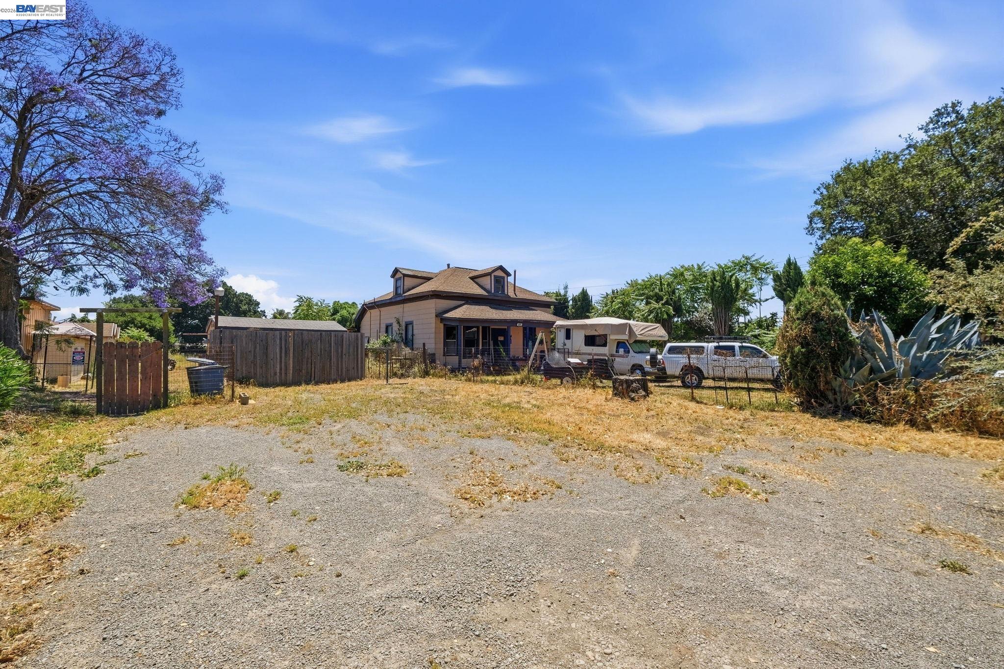 559 Old Canyon Rd — photo