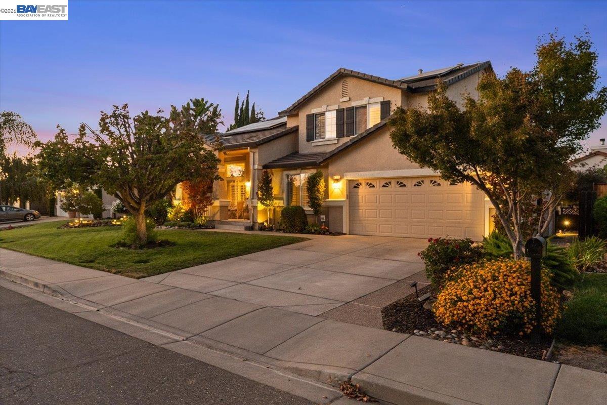 5251 Feather Way — photo