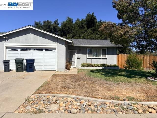 358 Robert Way — photo
