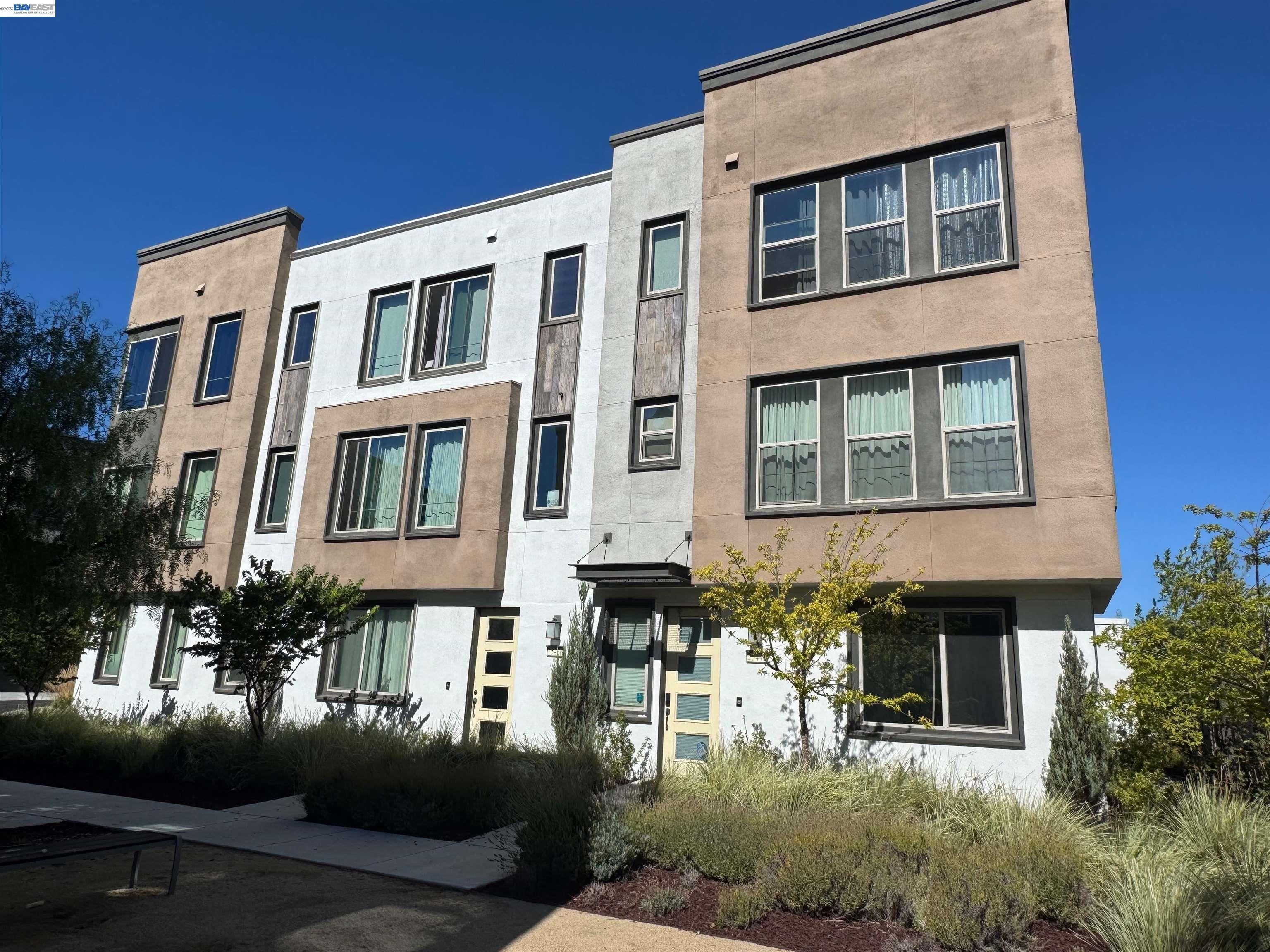 25442 Custom Dr — photo