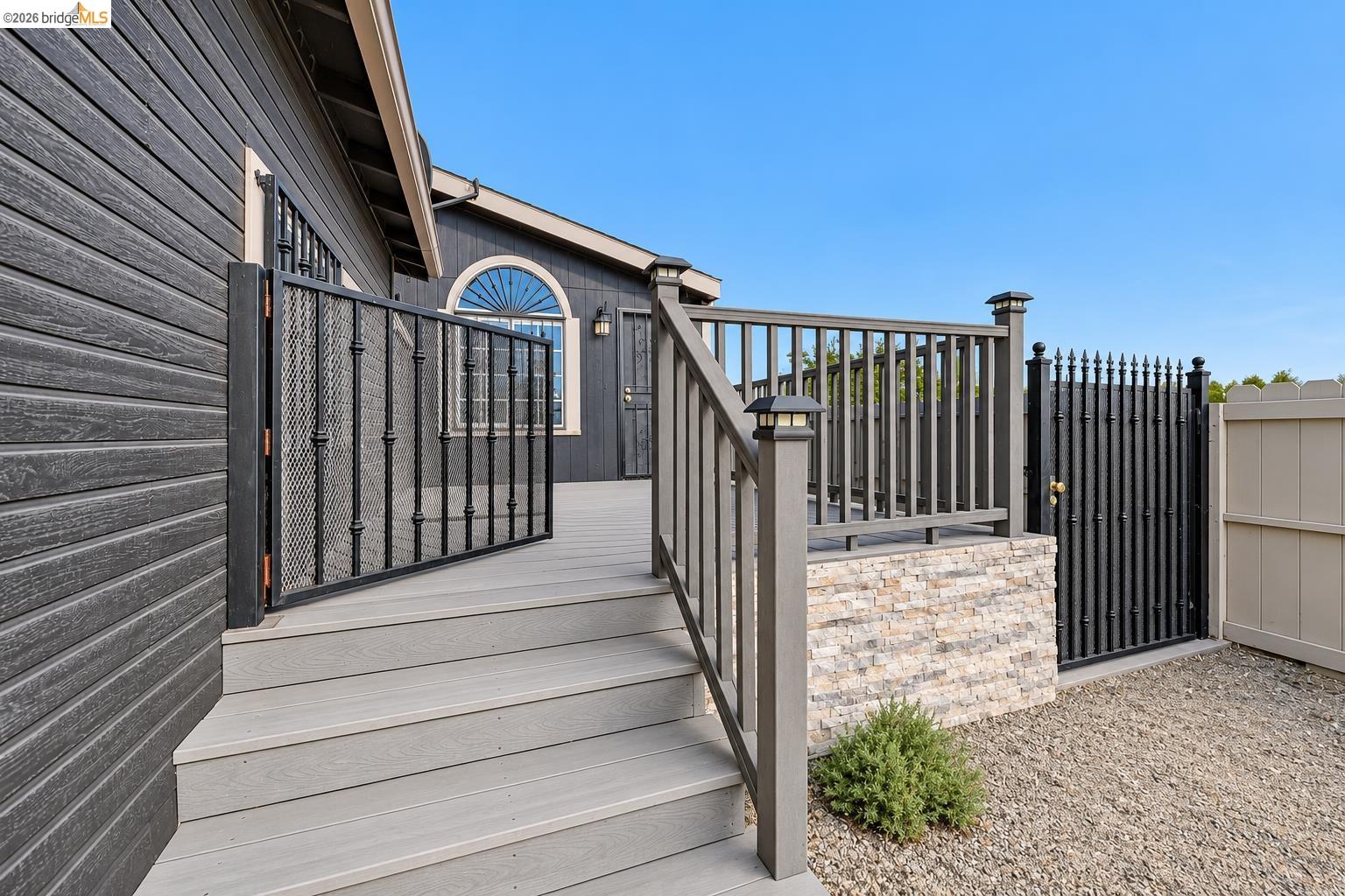 2 19th, Richmond, CA 94801 — photo 2