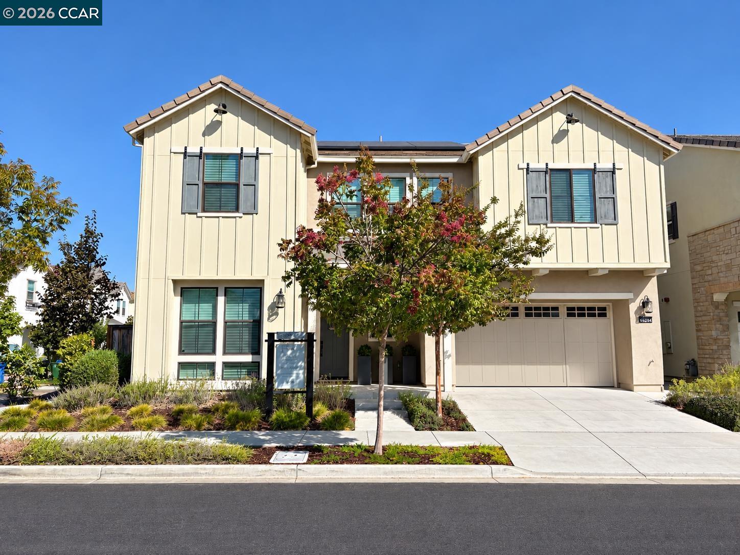 39426 Tomcod St — photo