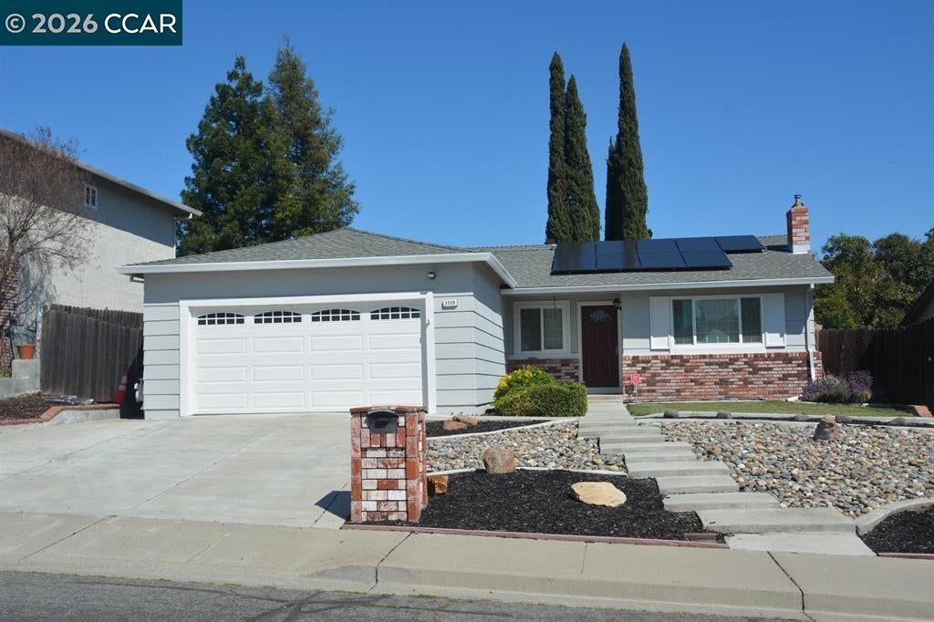 3320 Blythe Dr — photo