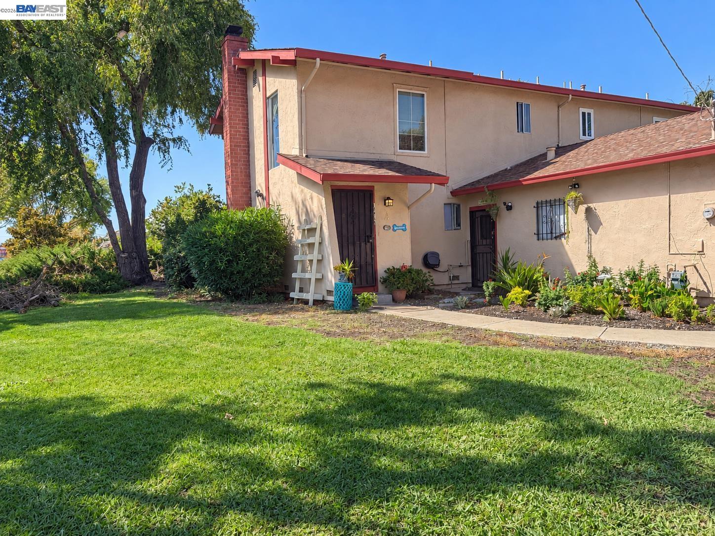 1891 Landana Dr a — photo