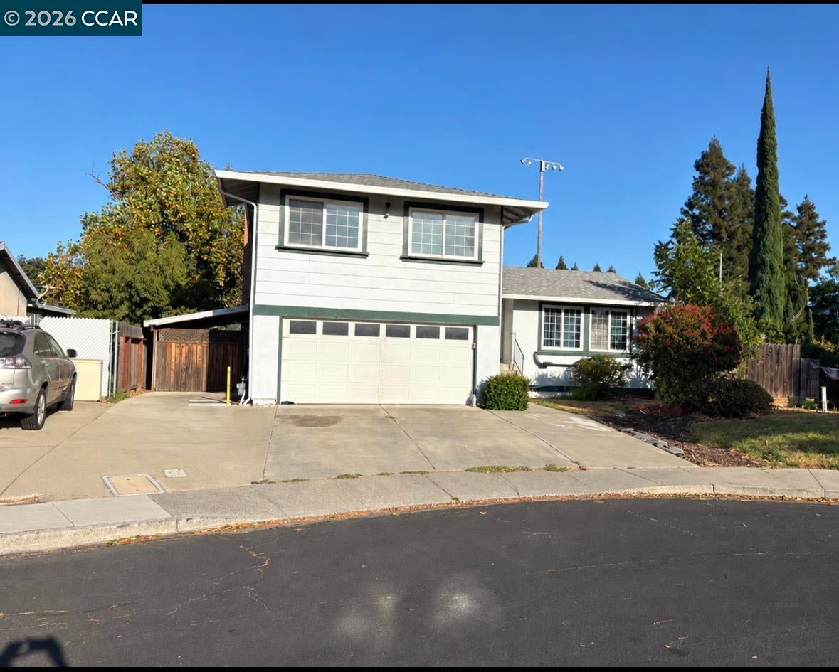190 Huntington Drive — photo