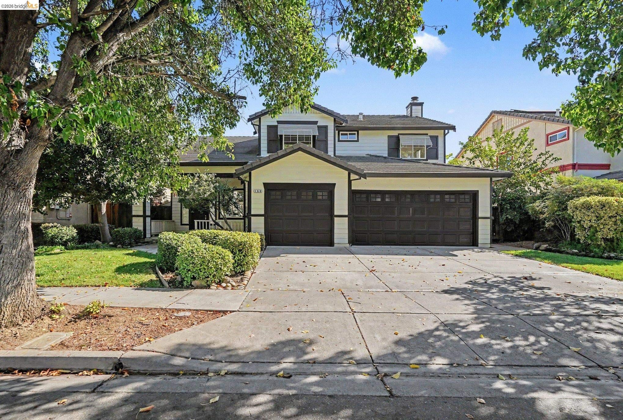 160 Malaga Way — photo