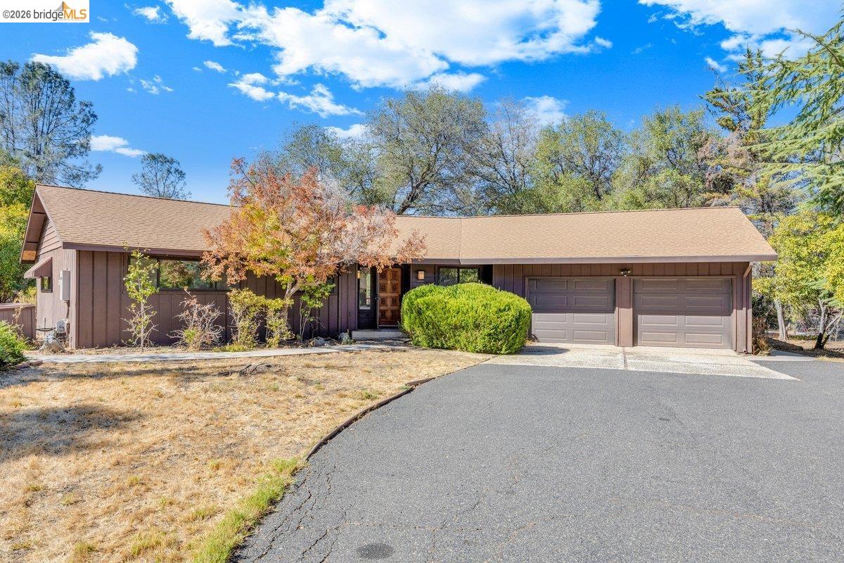 23264 Seminole Dr — photo